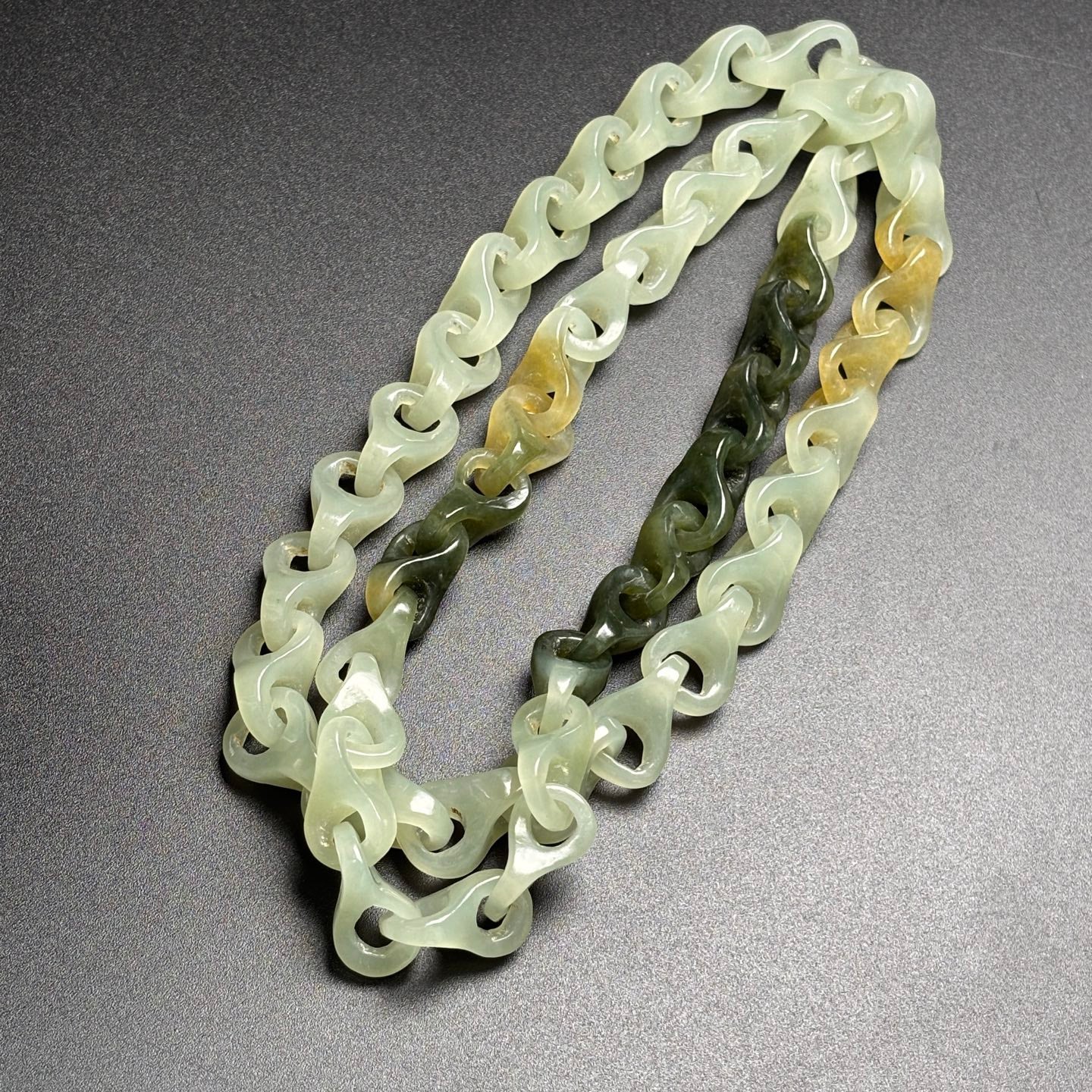 A0176 Chinese Natural Three Color Hetian Jade Chain Necklace