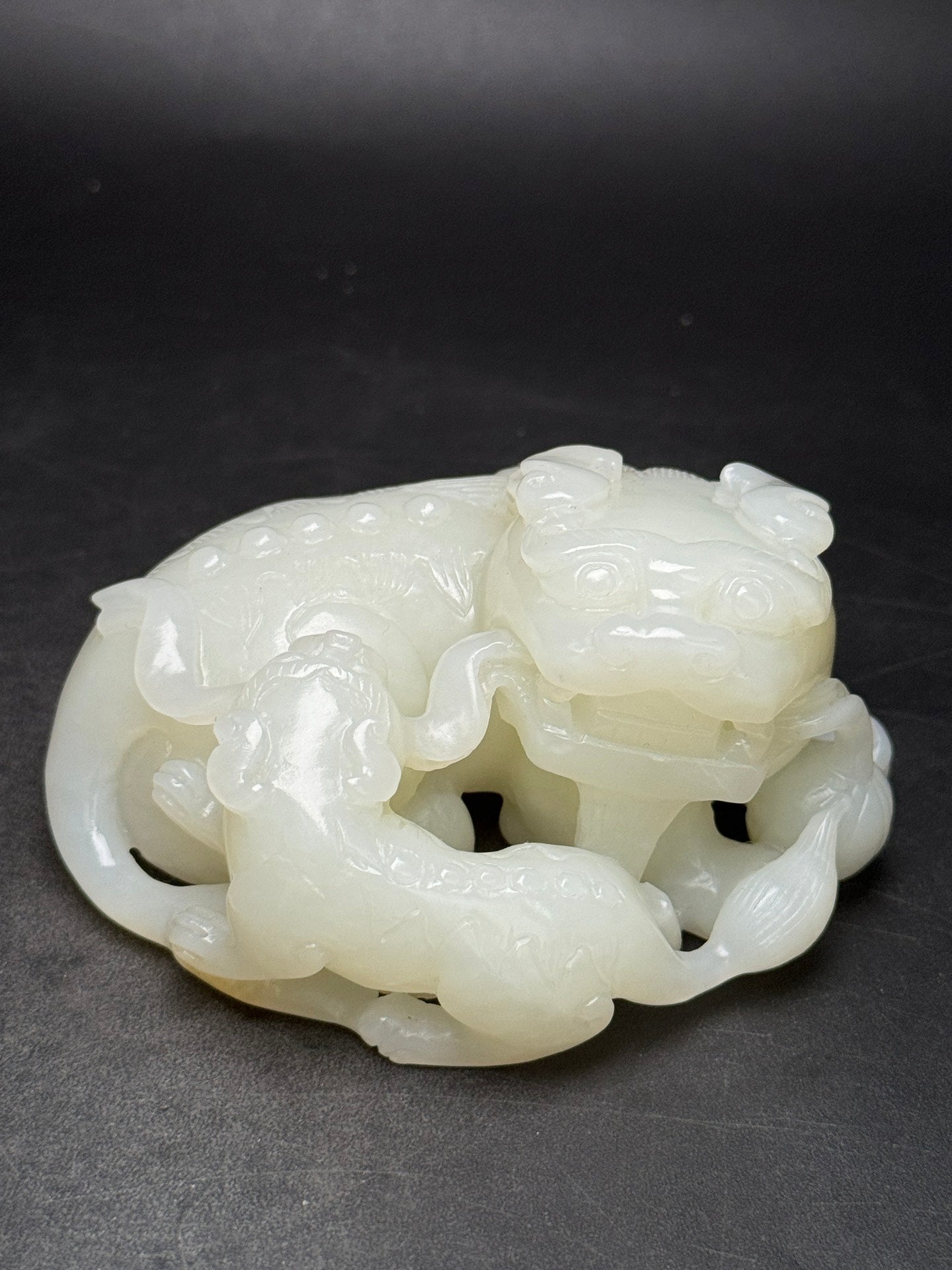 A0181 Superb Chinese Natural Hetian Jade Carved Double Lion Statue