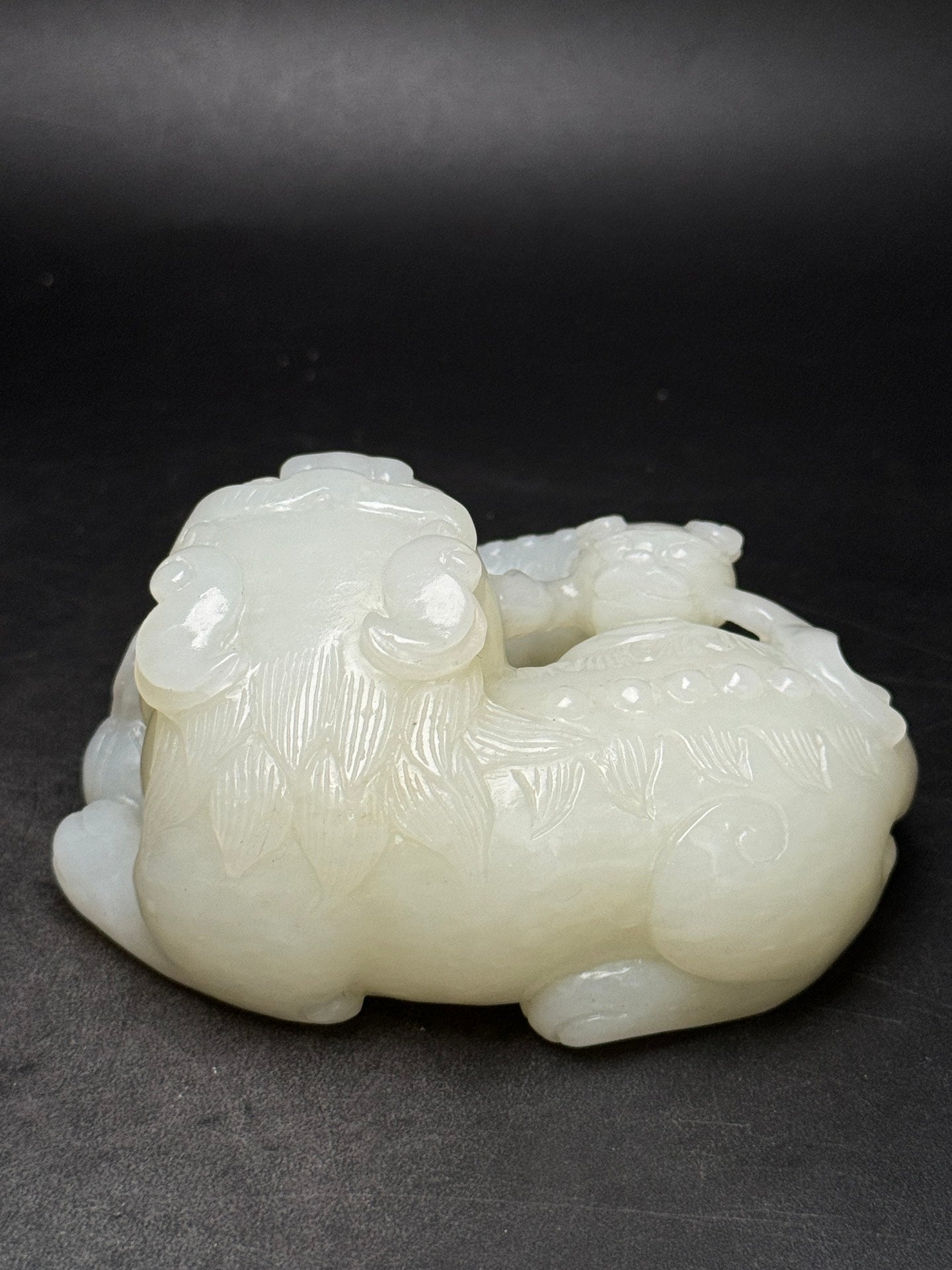 A0181 Superb Chinese Natural Hetian Jade Carved Double Lion Statue