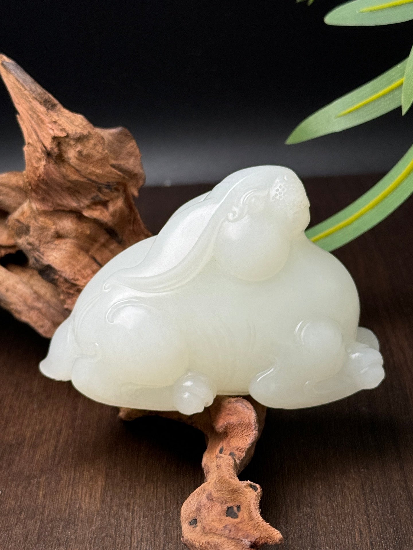 A0187 Chinese Natural White Hetian Jade Carved Rabbit Statue