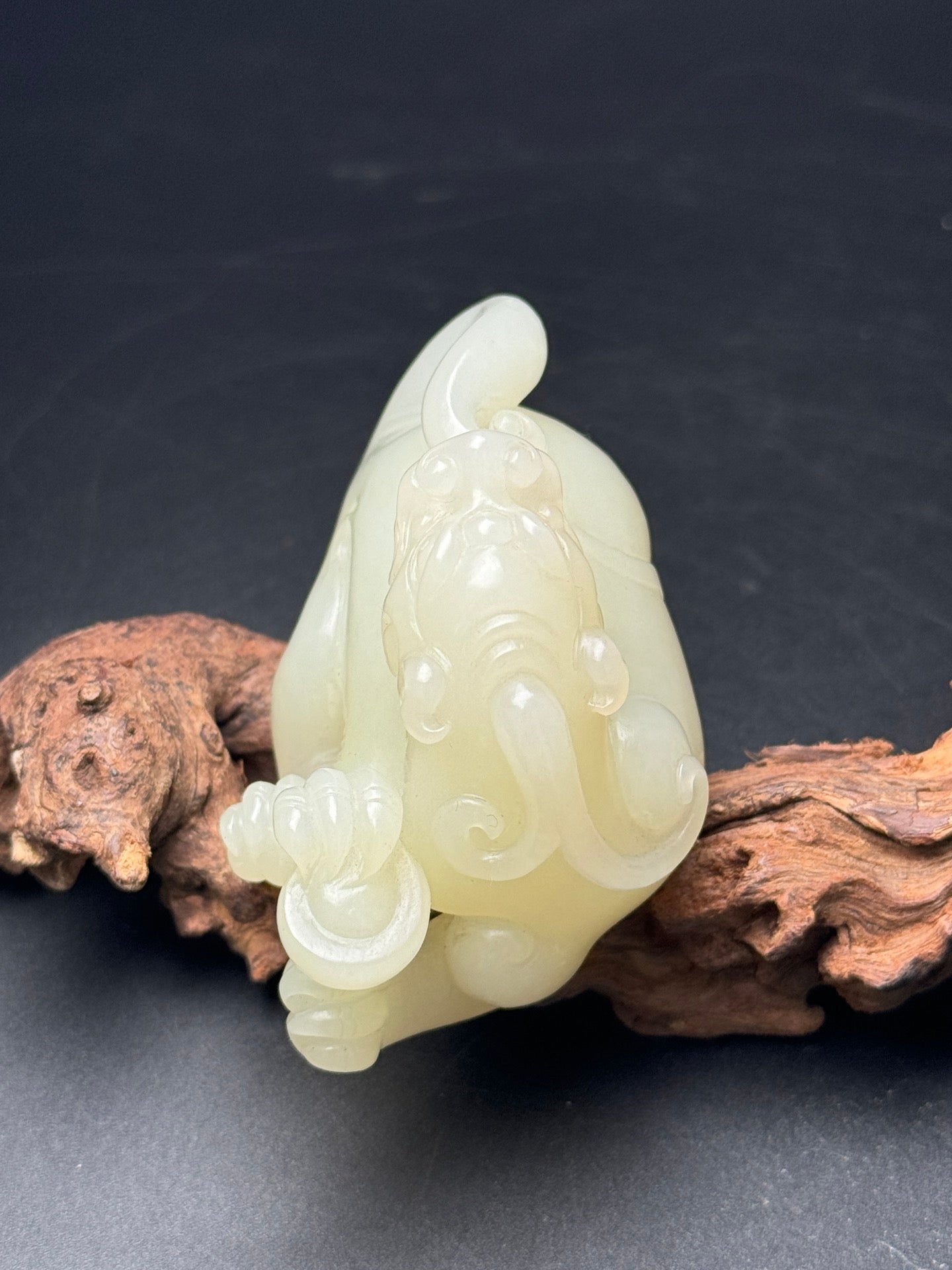 A0188 Chinese Natural Hetian Jade Carved Pixiu Statue