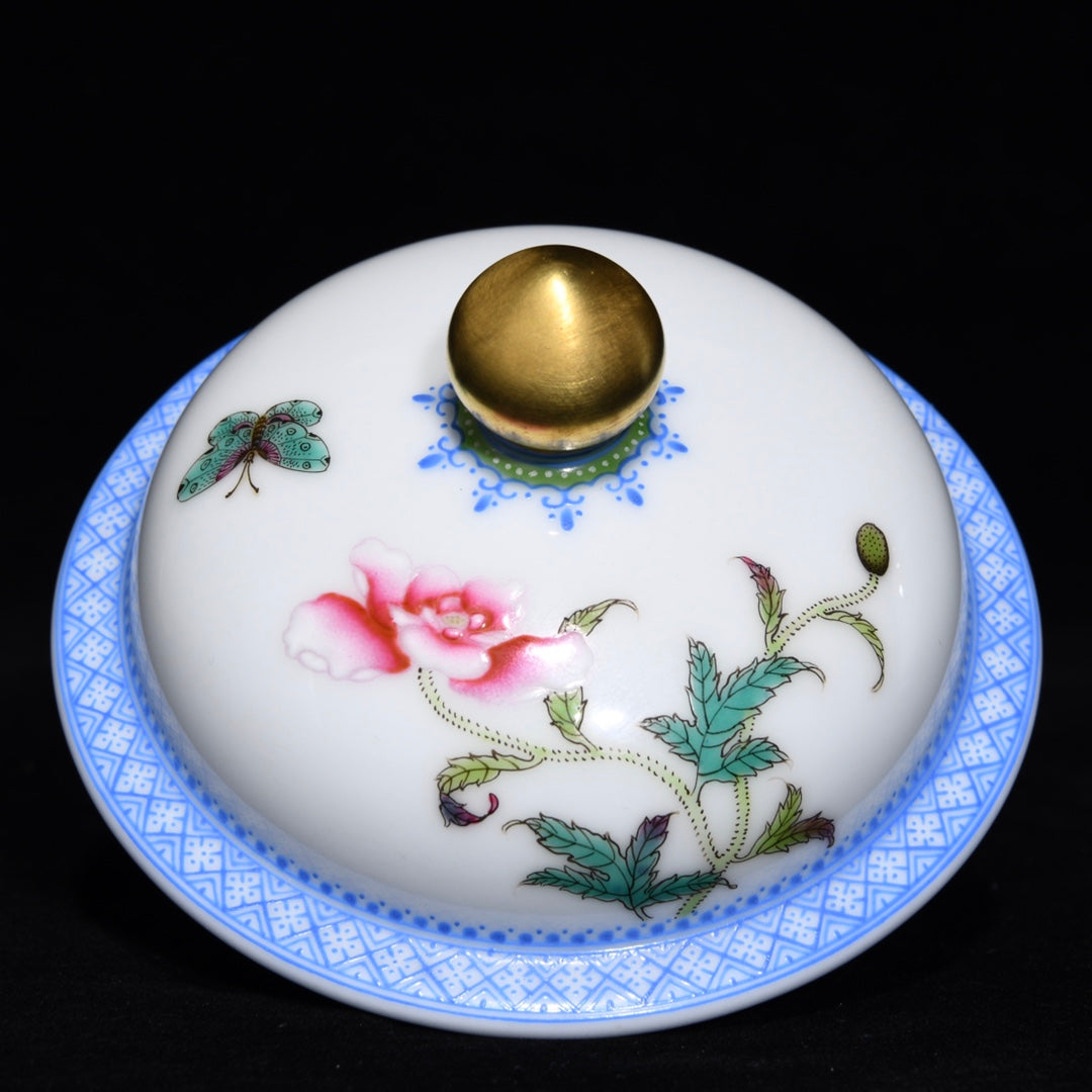 A0191 Chinese Gilt Gold Blue And White Porcelain Famille Rose Flower & Butterfly Design Porcelain Pot