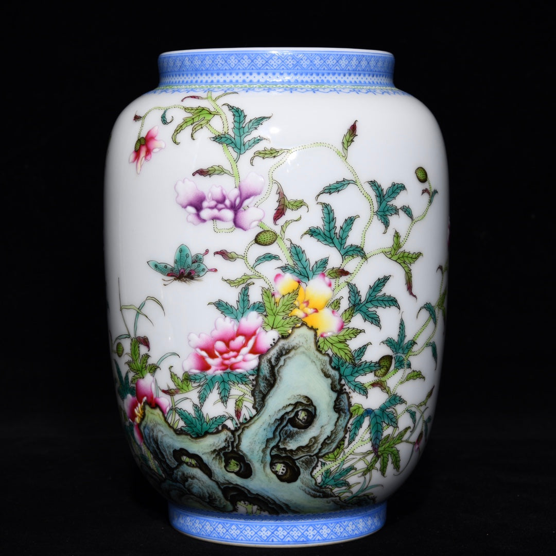 A0191 Chinese Gilt Gold Blue And White Porcelain Famille Rose Flower & Butterfly Design Porcelain Pot