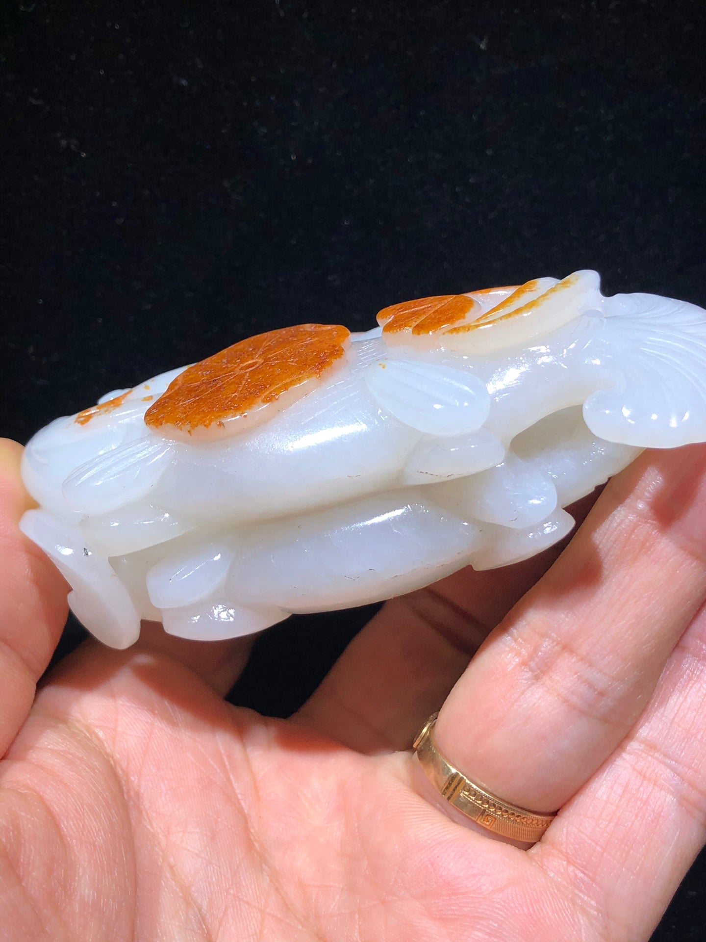 A0196 Superb Chinese Hetian Jade Carved Fish & Lotus Leaf Statue