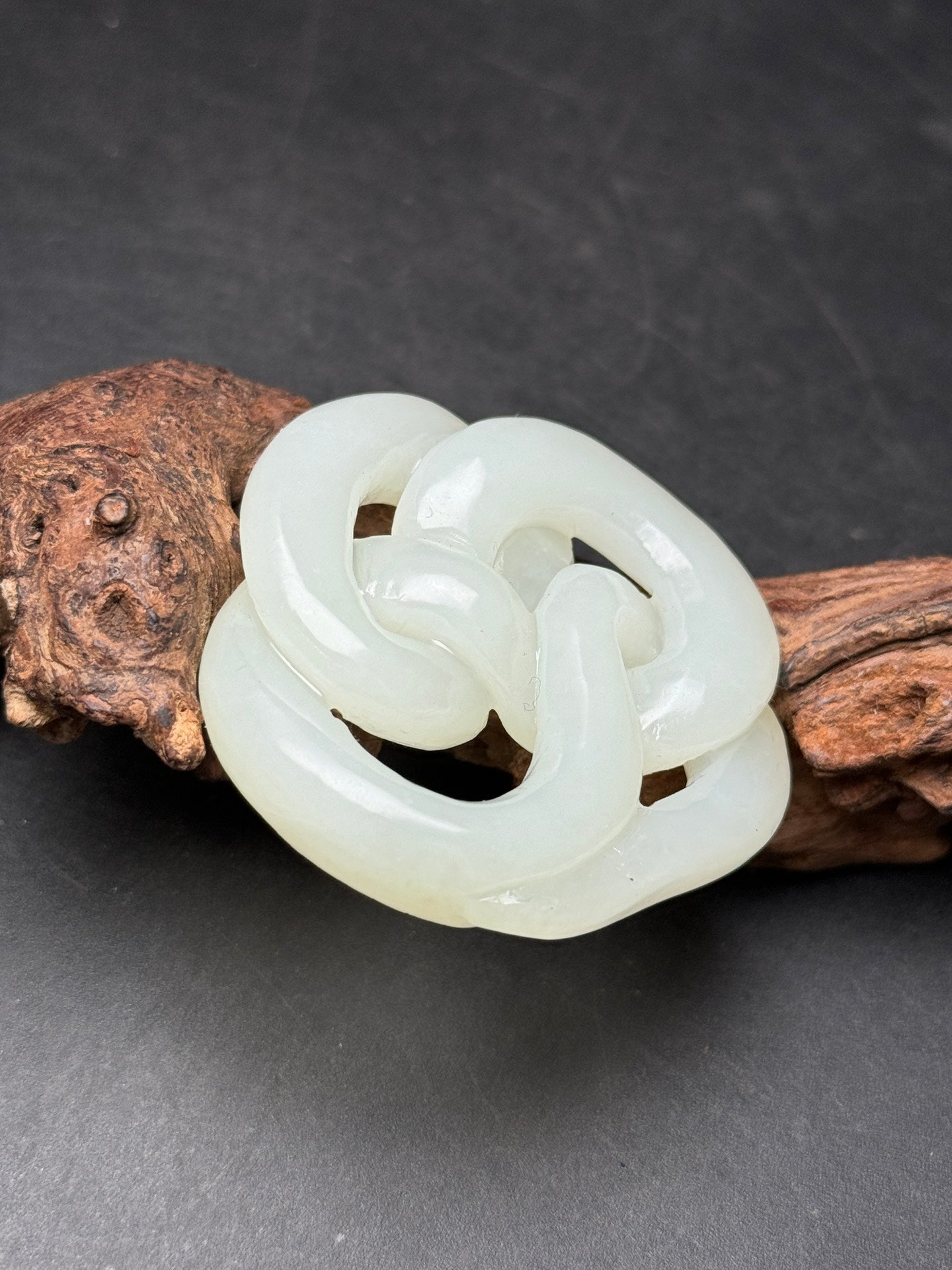 A0204 Chinese Natural White Hetian Jade Carved Snake Pendant