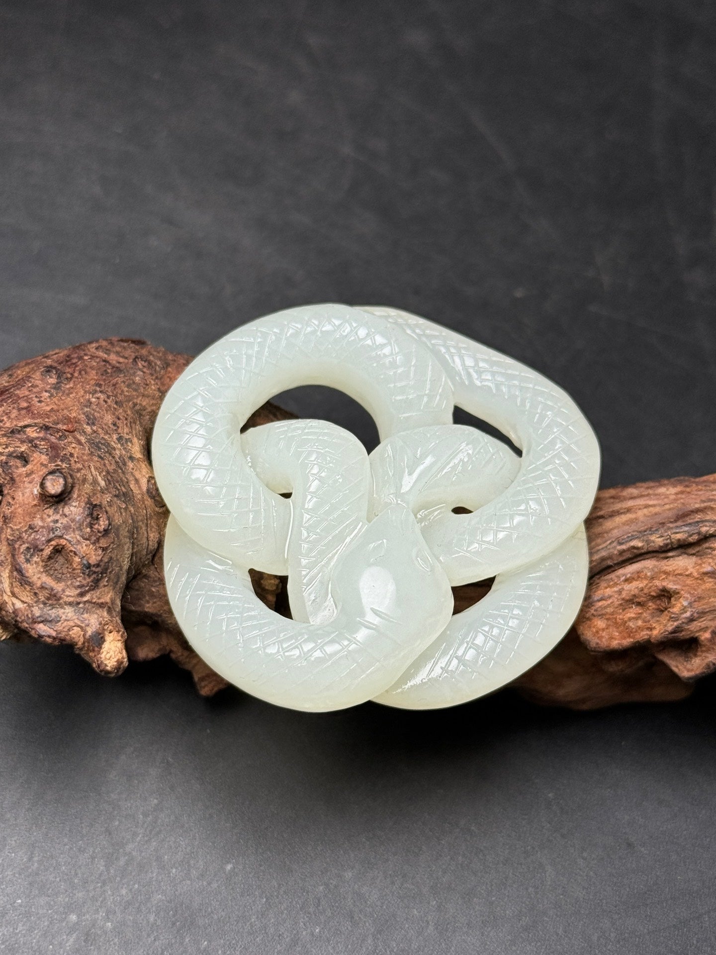 A0204 Chinese Natural White Hetian Jade Carved Snake Pendant