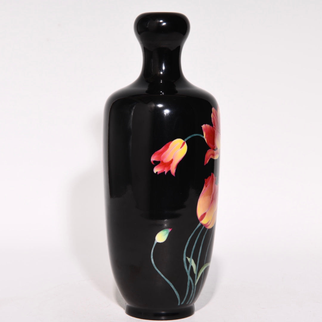 A0205 A Pair Chiense Black Glaze Famille Rose Flower Design Porcelain Vase