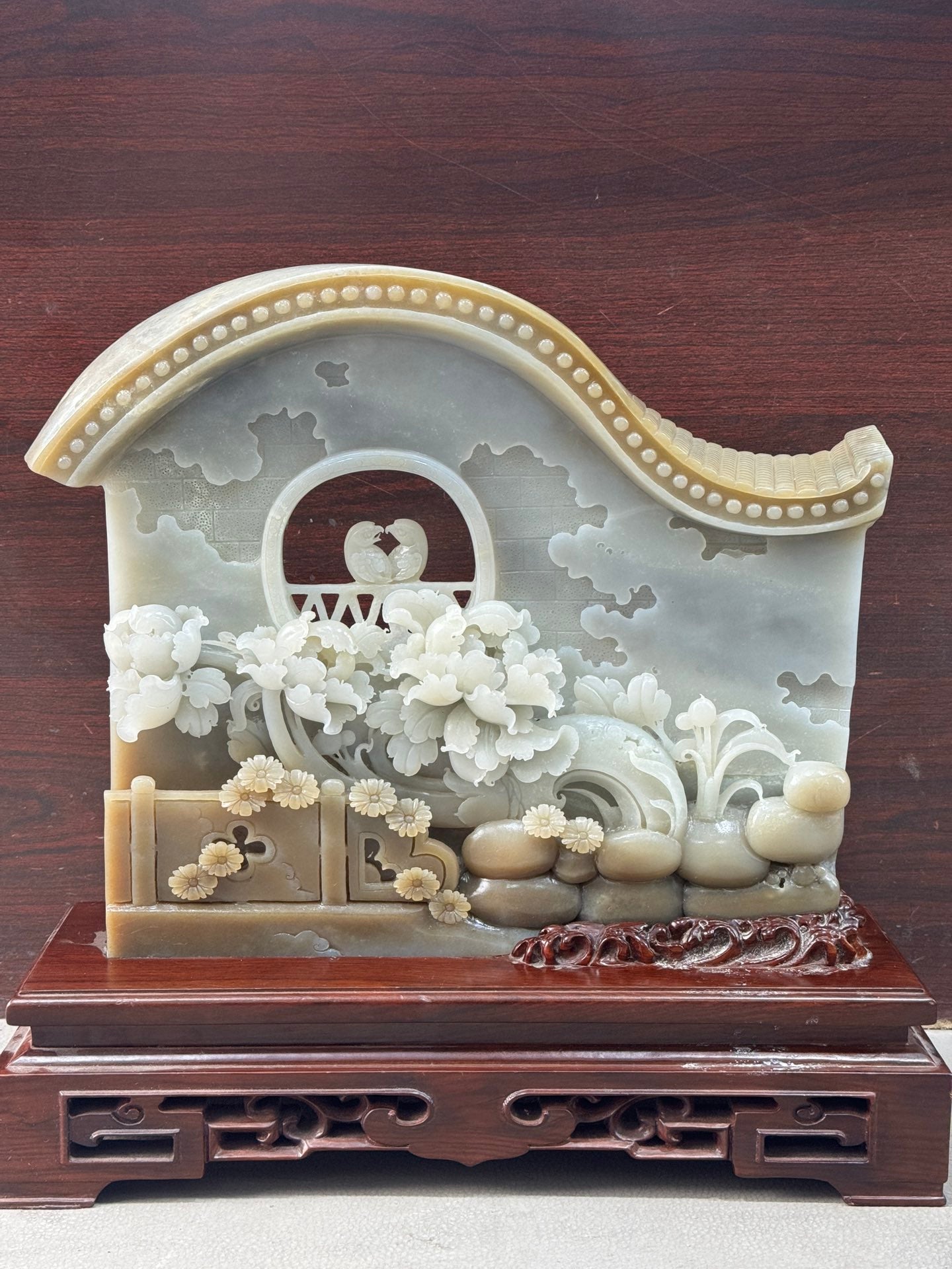 A0207 High Quality Chinese Natural Hetian Jade Carved Peony & Bird Screen