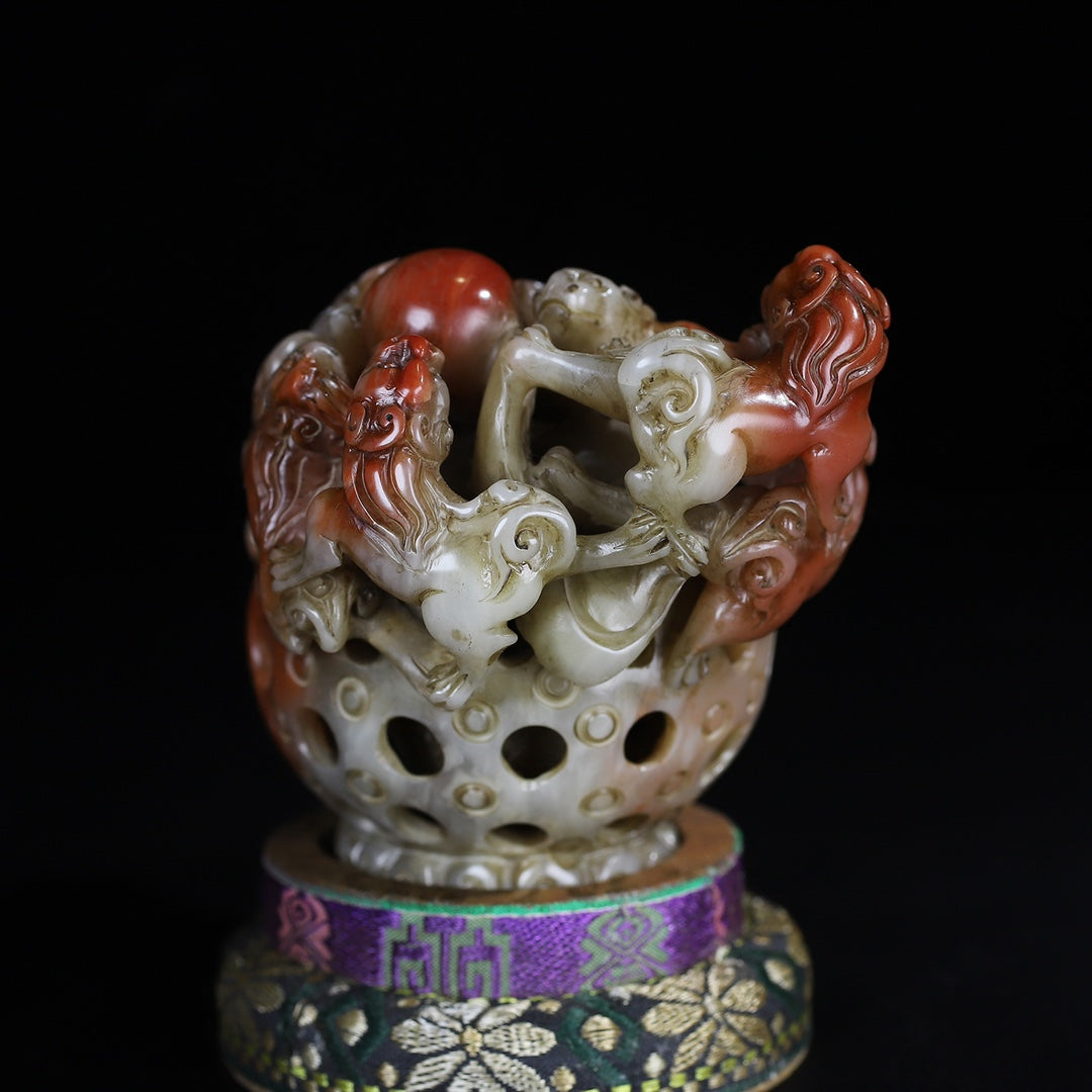 A0216 Openwork Vintage Chinese Shoushan Stone Carved Beast & Ball Statue w Box