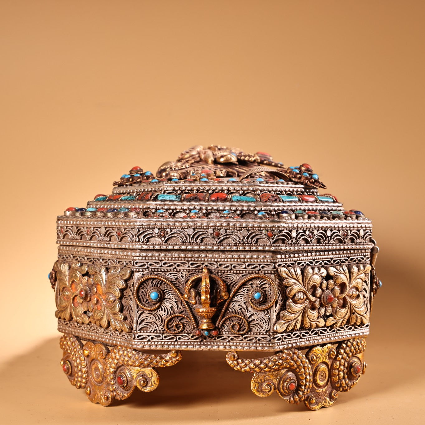 A0219 Tibetan Gilt Gold Pure Silver Inlay Turquoise & Lapis Lazuli,Red Coral Beast Head Design Jewellery Box