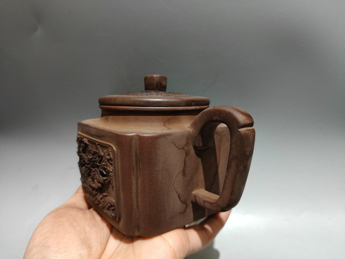 A0230 Vintage Chinese Yixing Zisha Clay Teapot w Artist Signed