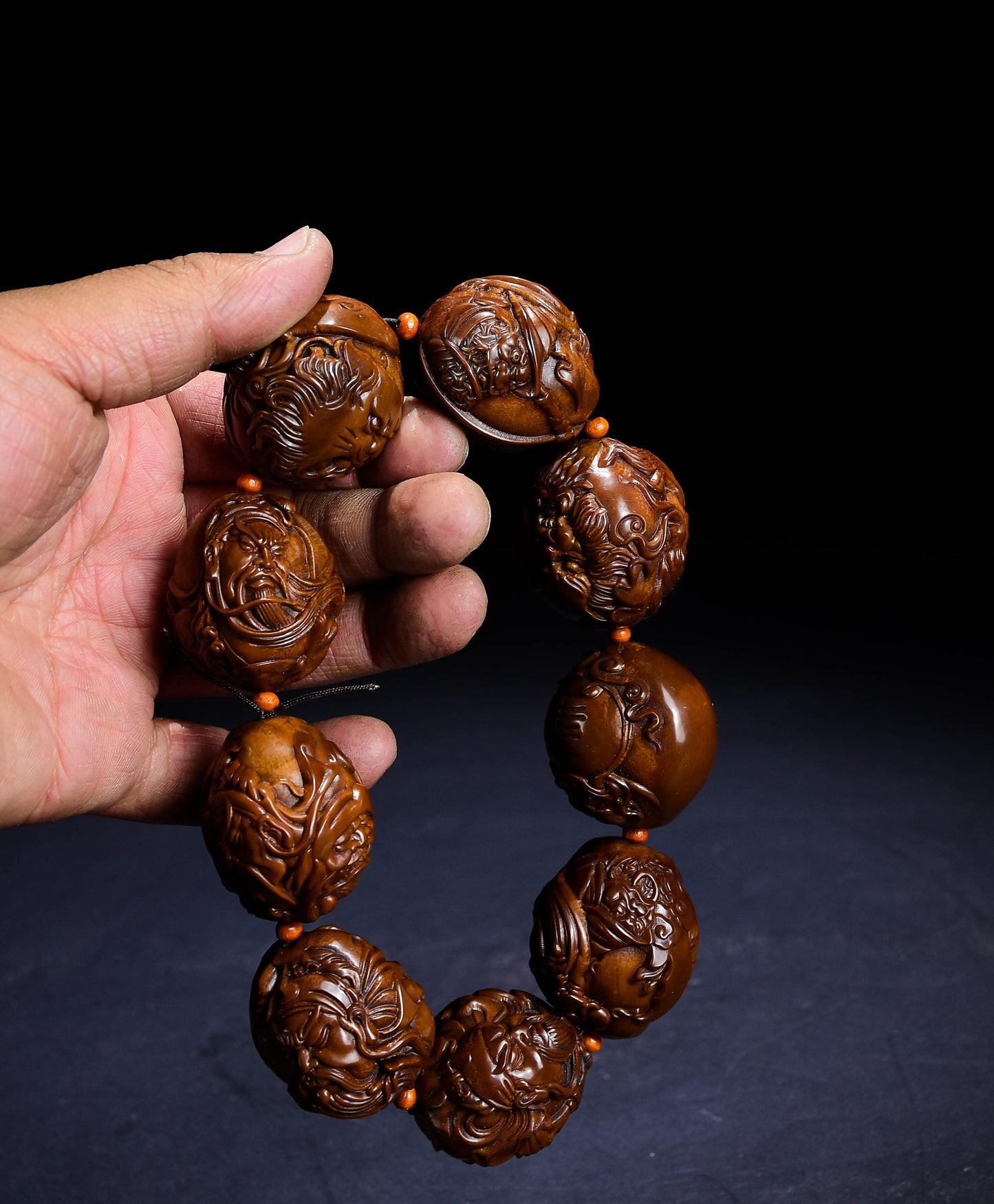 A0236 Old Chinese Olive Nut Carved Guangong Beads Bracelet