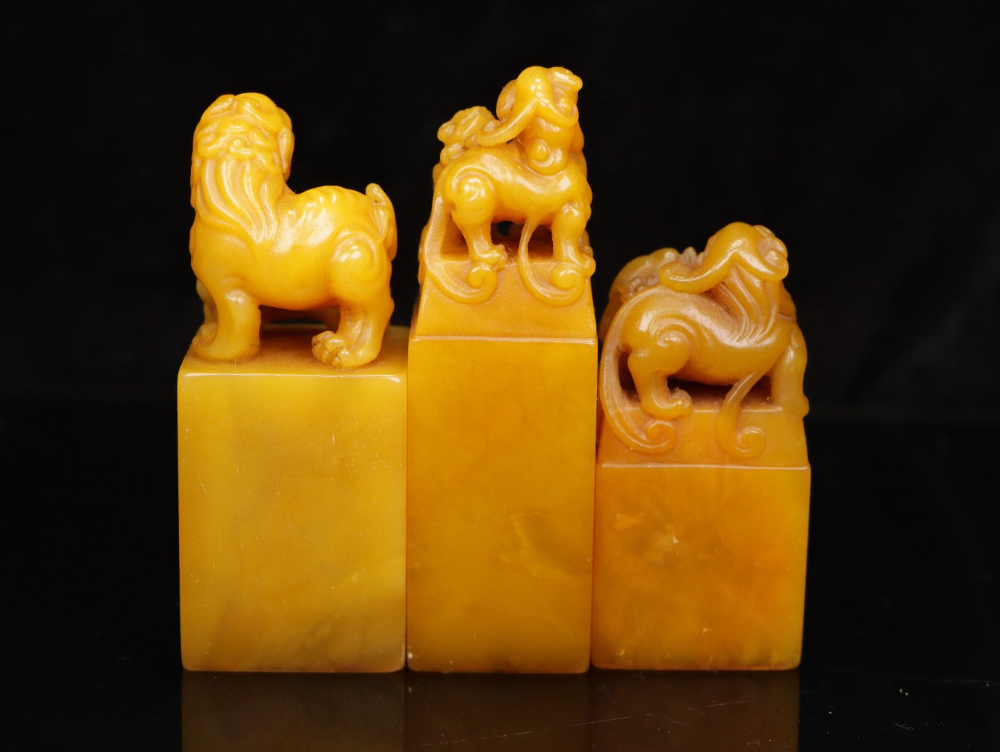 A0239 Three Old Chinese Shoushan Stone Tianhuang Stone Carved Beast Seal w Box