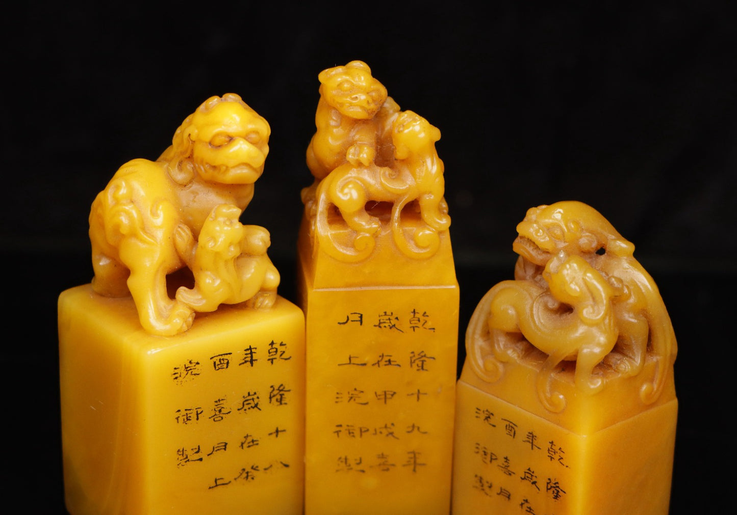 A0239 Three Old Chinese Shoushan Stone Tianhuang Stone Carved Beast Seal w Box