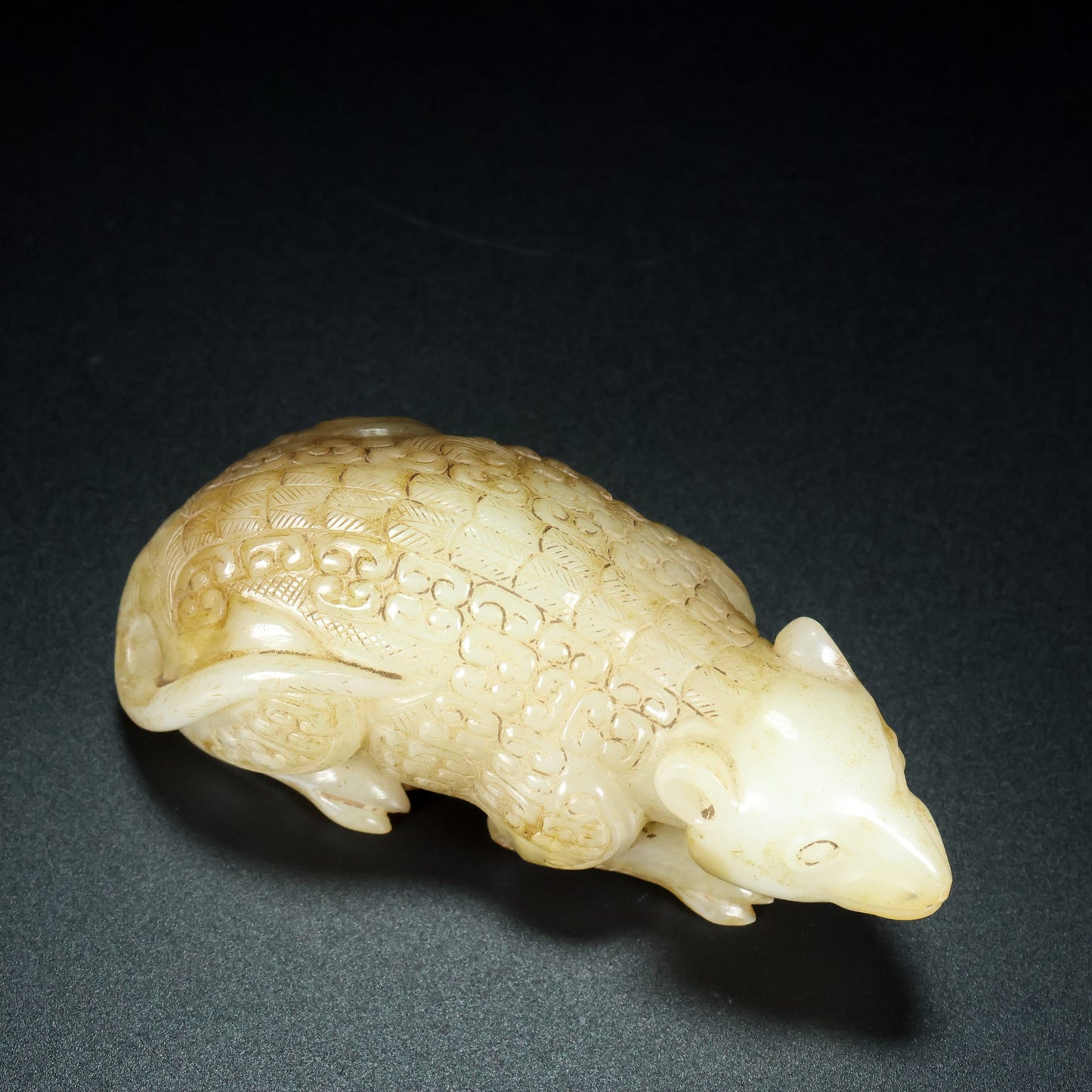 A0246 Vintage Chinese Hetian Jade Carved Mouse Statue