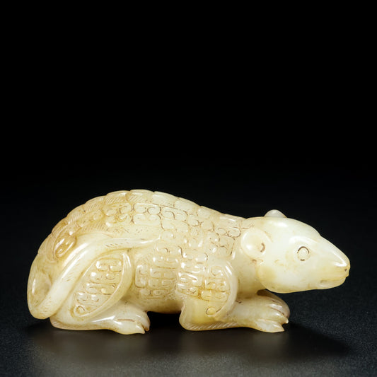 A0246 Vintage Chinese Hetian Jade Carved Mouse Statue