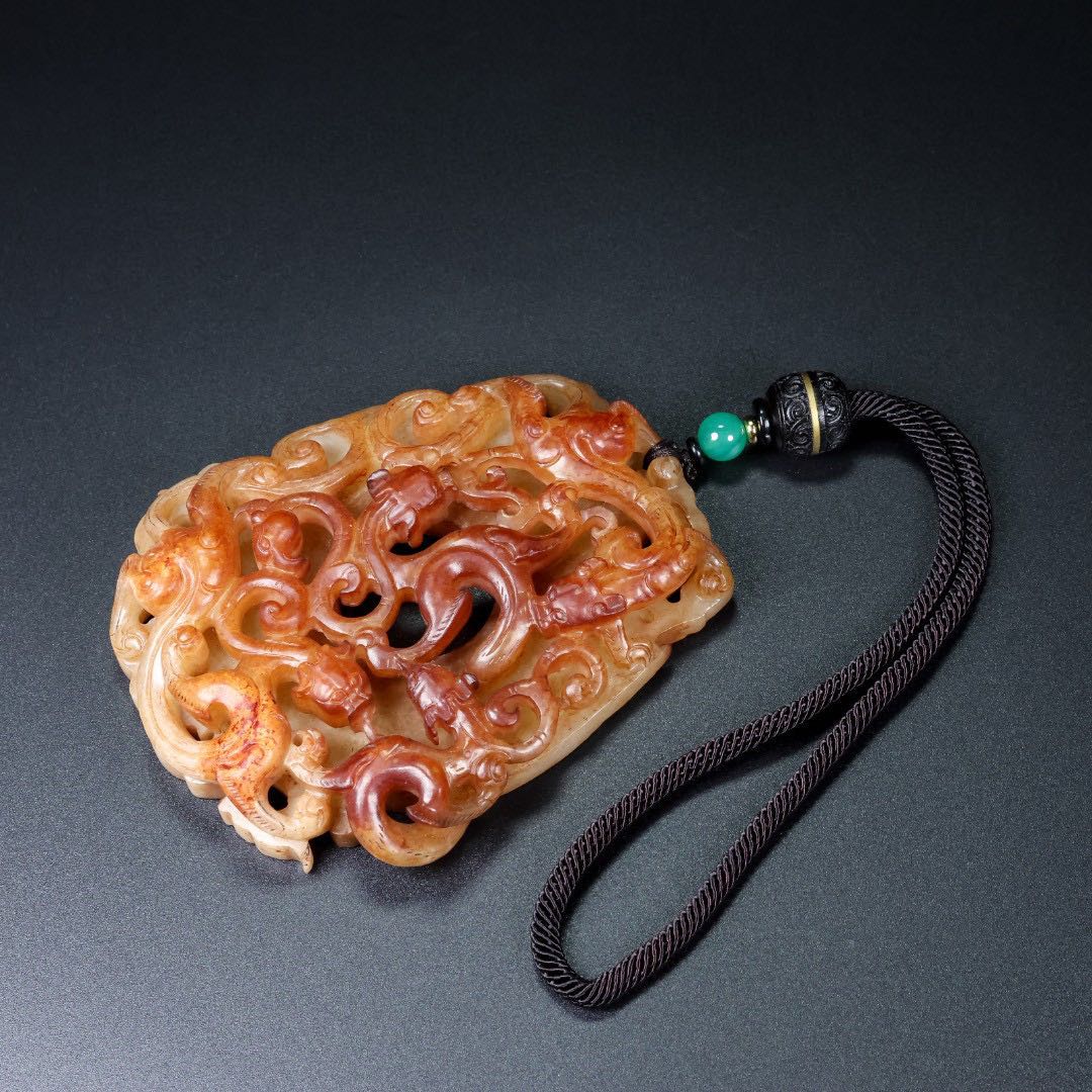 A0261 Vintage Openwork Chinese Hetian Jade Chi Dragon Pendant