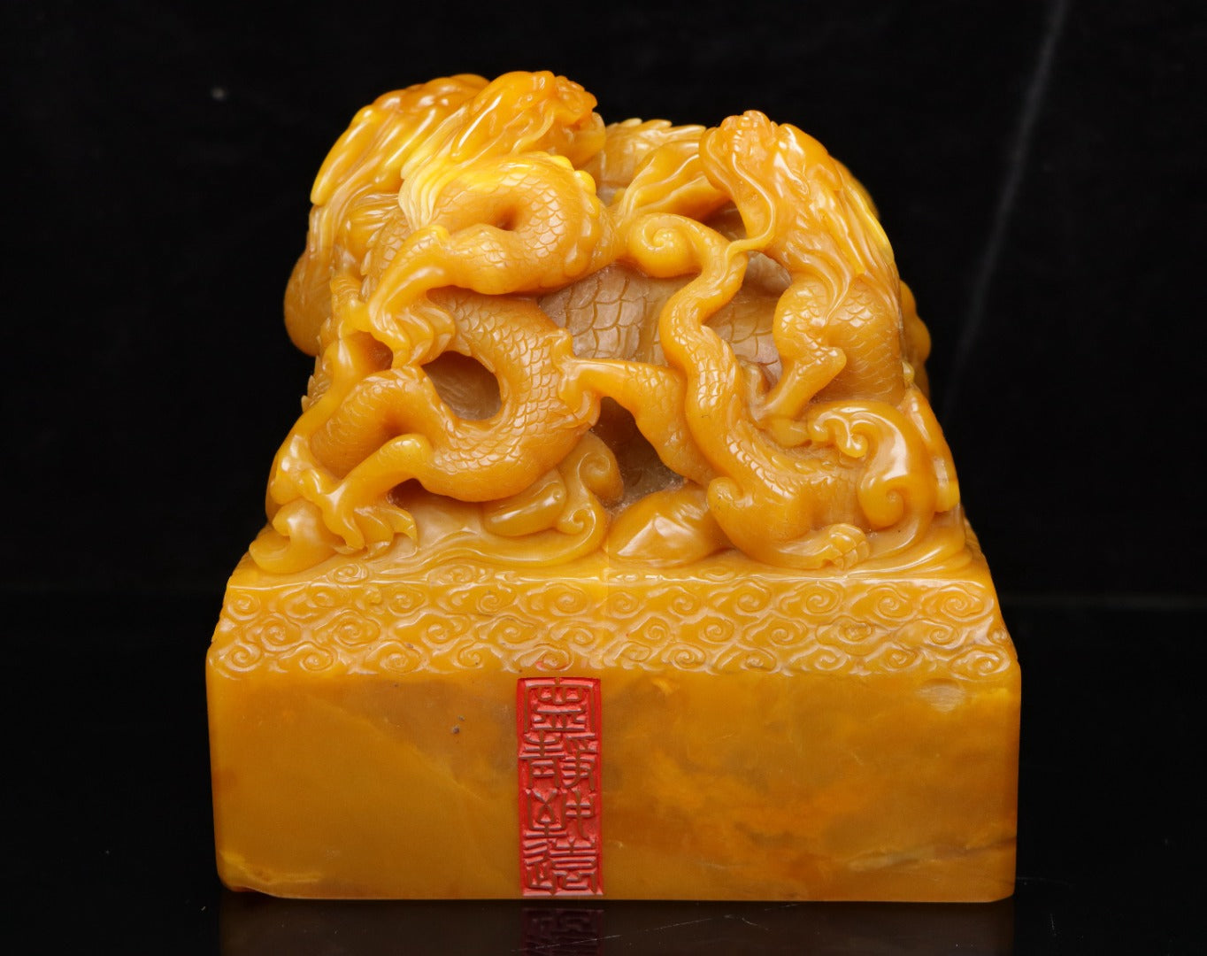 A0263 Vintage Chinese Shoushan Stone Tianhuang Stone Carved Five Dragon Poetic Prose Seal