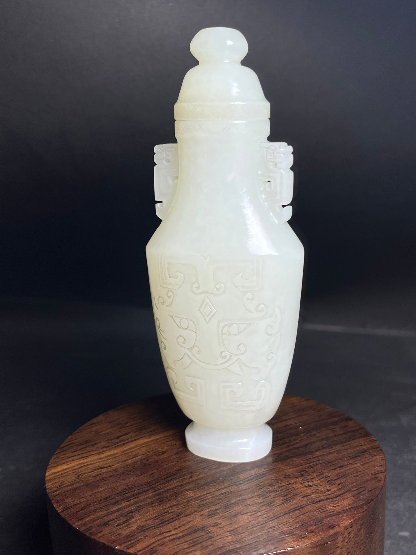 A0277 Old Chinese White Hetian Jade Carved Beast Face Design Bottle