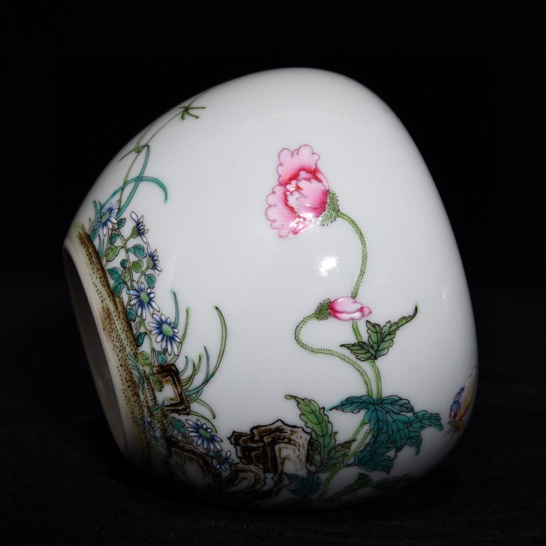 A0286 Chinese Famille Rose Flower & Butterfly Porcelain Pot