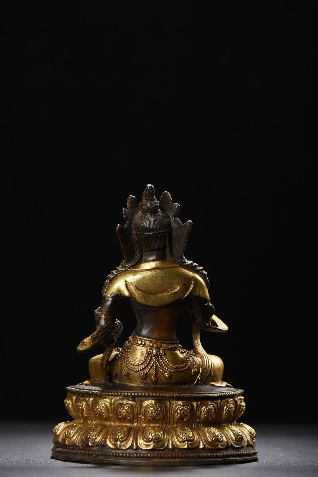 A0294 Vintage Chinese Gilt Gold Bronze Buddha Statue