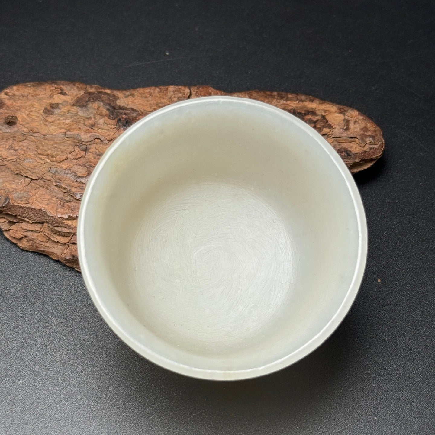 A0296 Superb Chinese Natural Hetian Jade Carved Cup