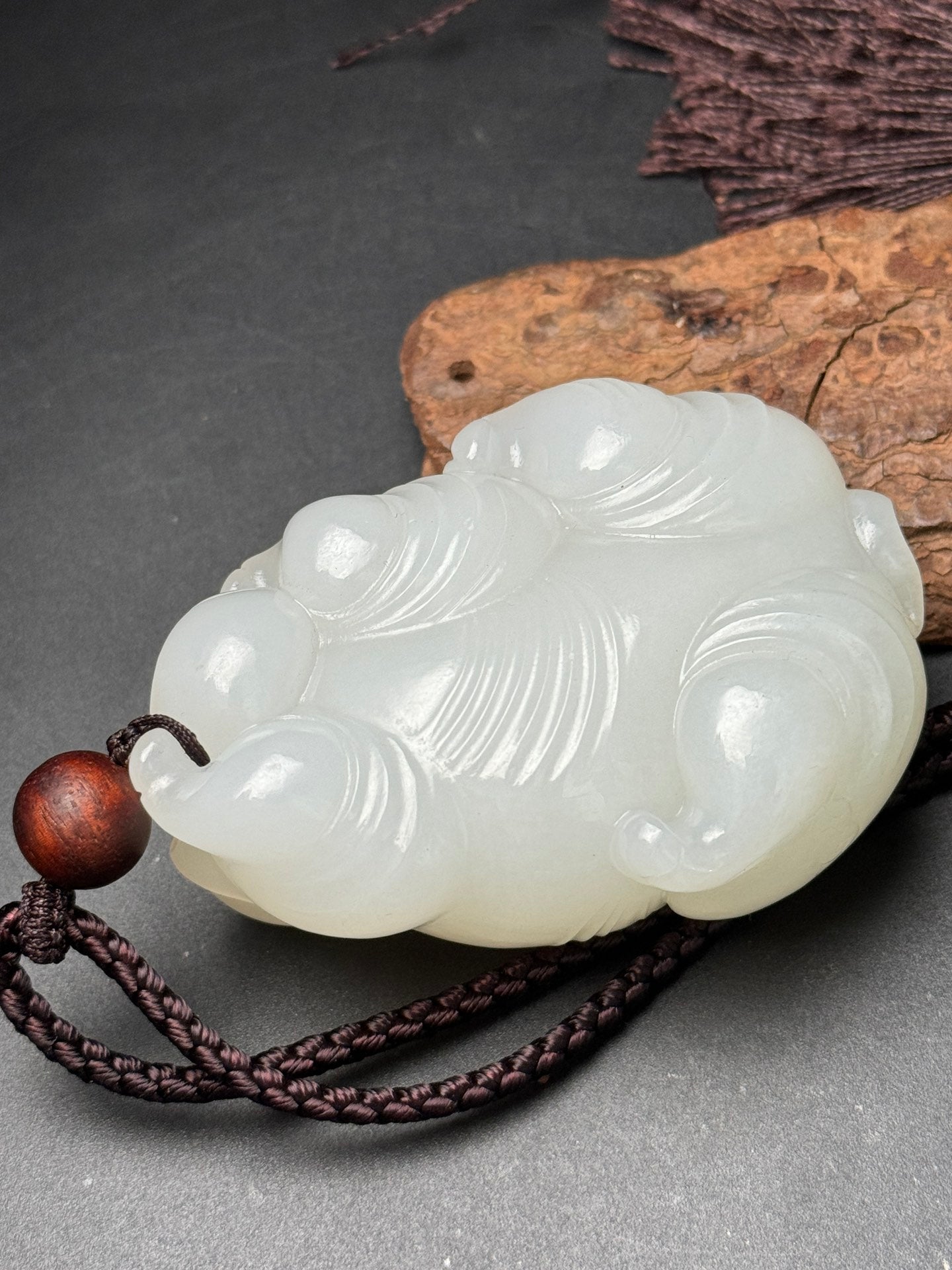 A0299 High Quality Chinese White Hetian Jade Carved Fortune Pig Statue