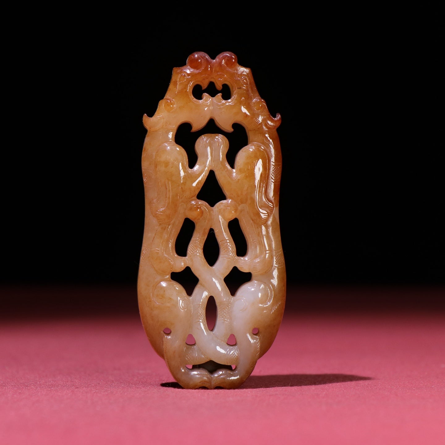 A0304 Vintage Chinese Hetian Jade Carved Double Dragon Pendant