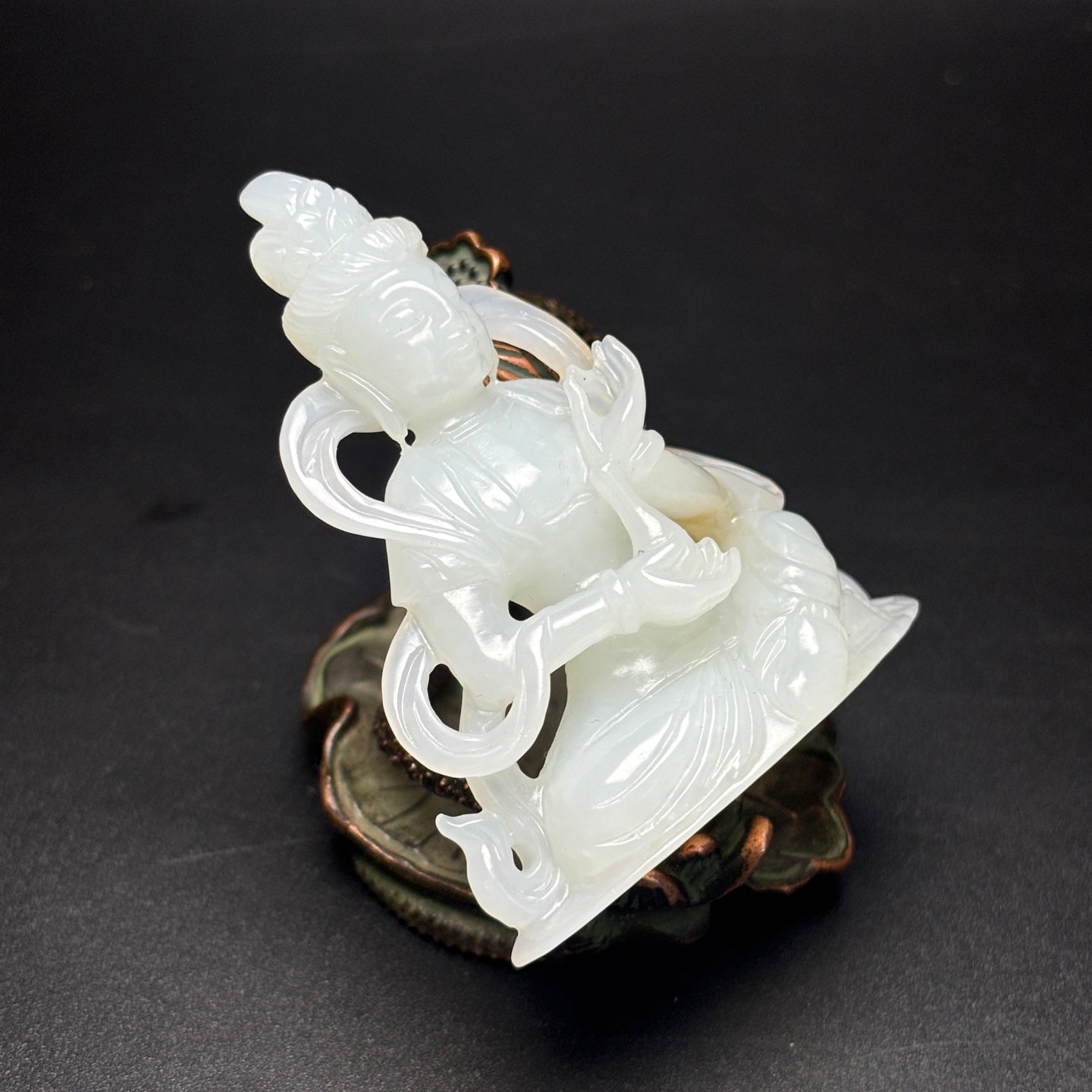 A0314 Chinese Natural Hetian Jade Carved Kwan-yin Statue