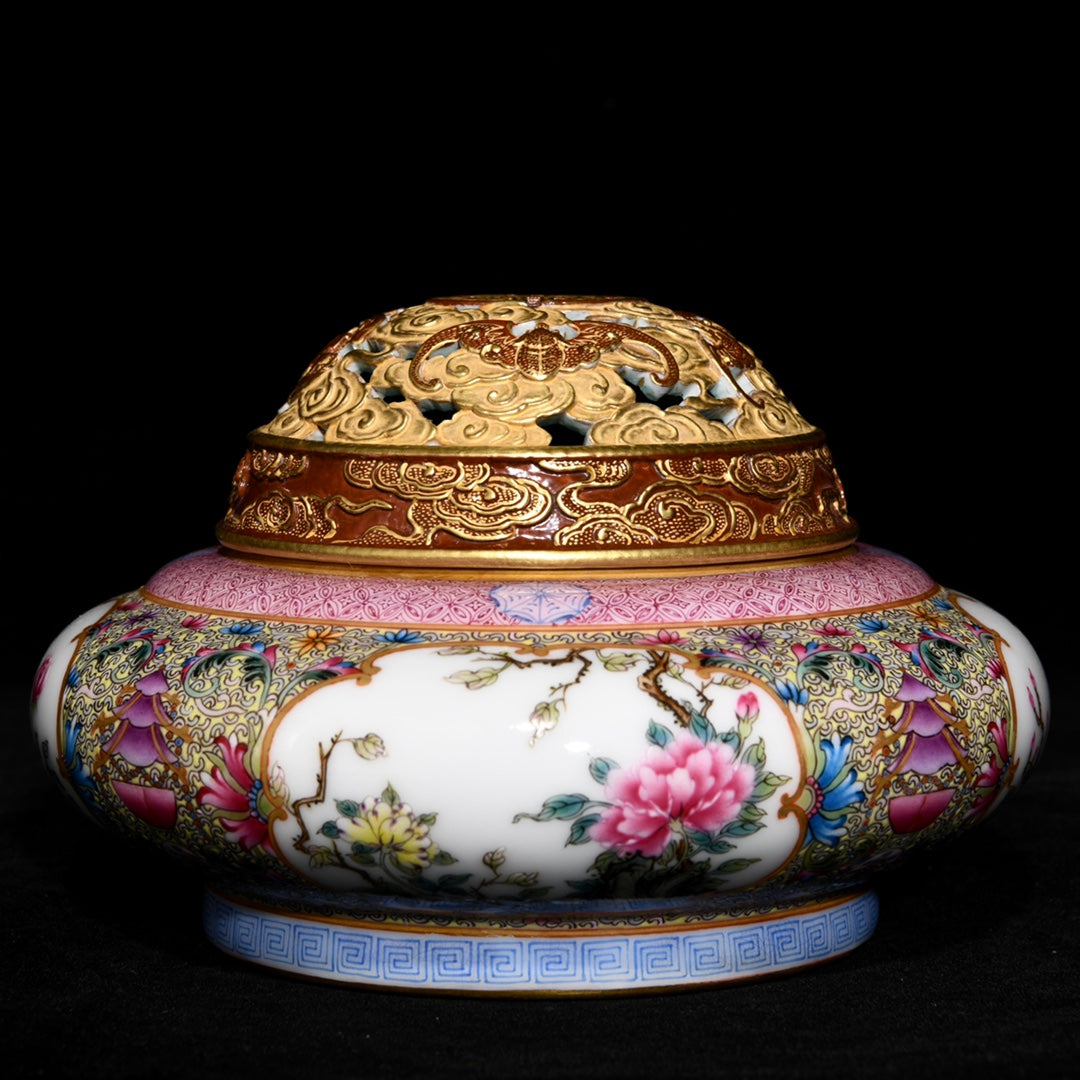 A0315 Openwork Chinese Gilt Gold Famille Rose Flower Design Porcelain Incense Burner