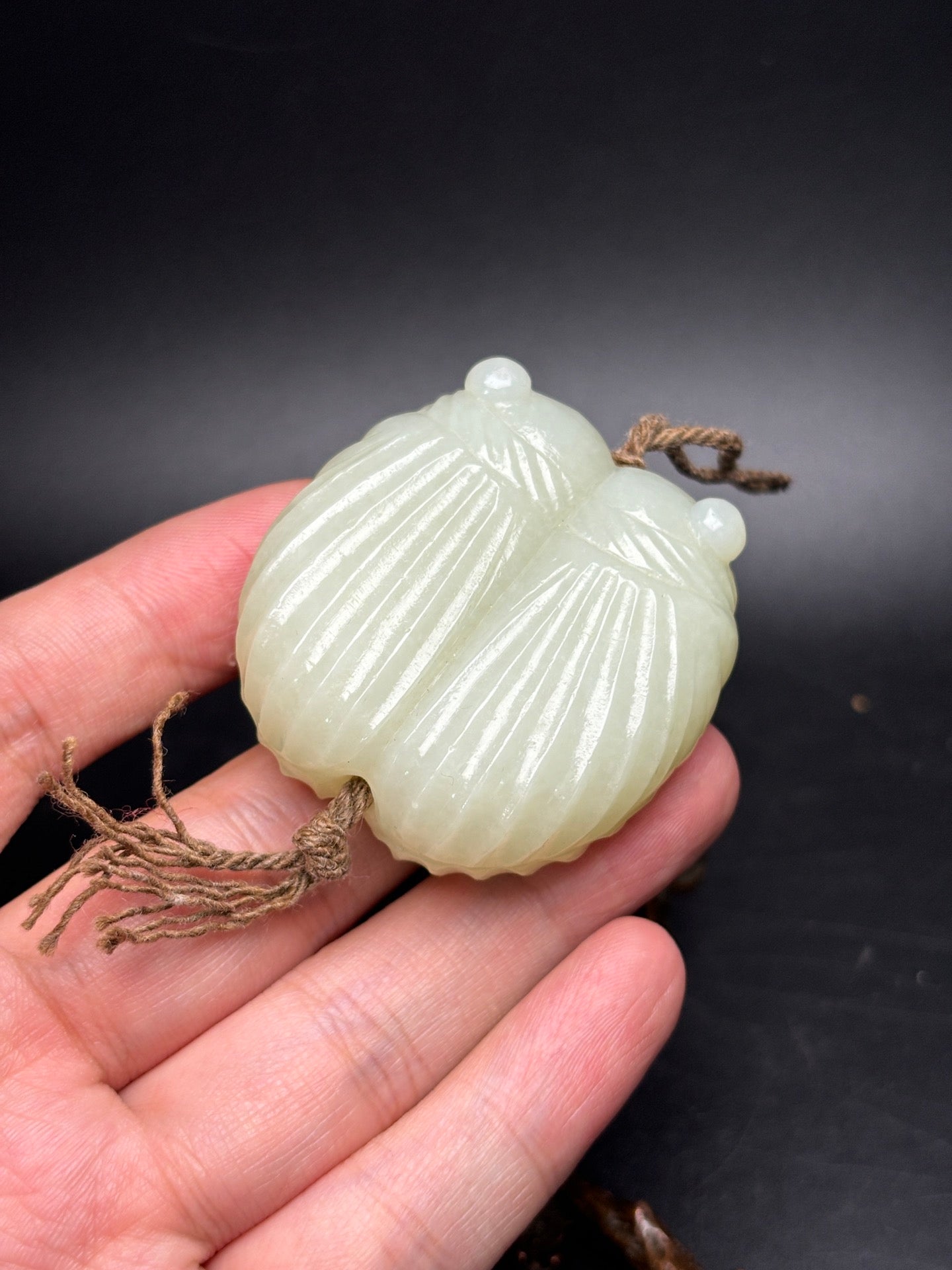 A0337 Old Chinese Hetian Jade Carved Cicada Pendant