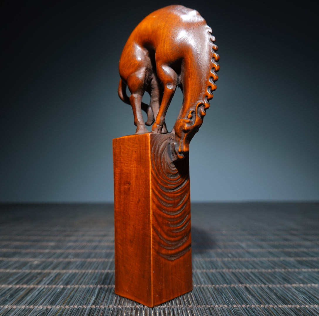 A0345 Chinese Boxwood Wood Carved Horse Seal