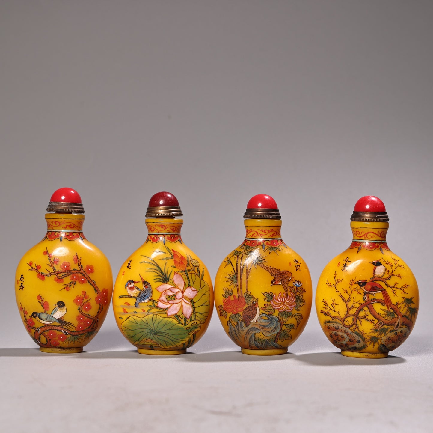 A0348 A Set Four Old Chinese Yellow Peking Glass Flower Bird Design Snuff Bottle