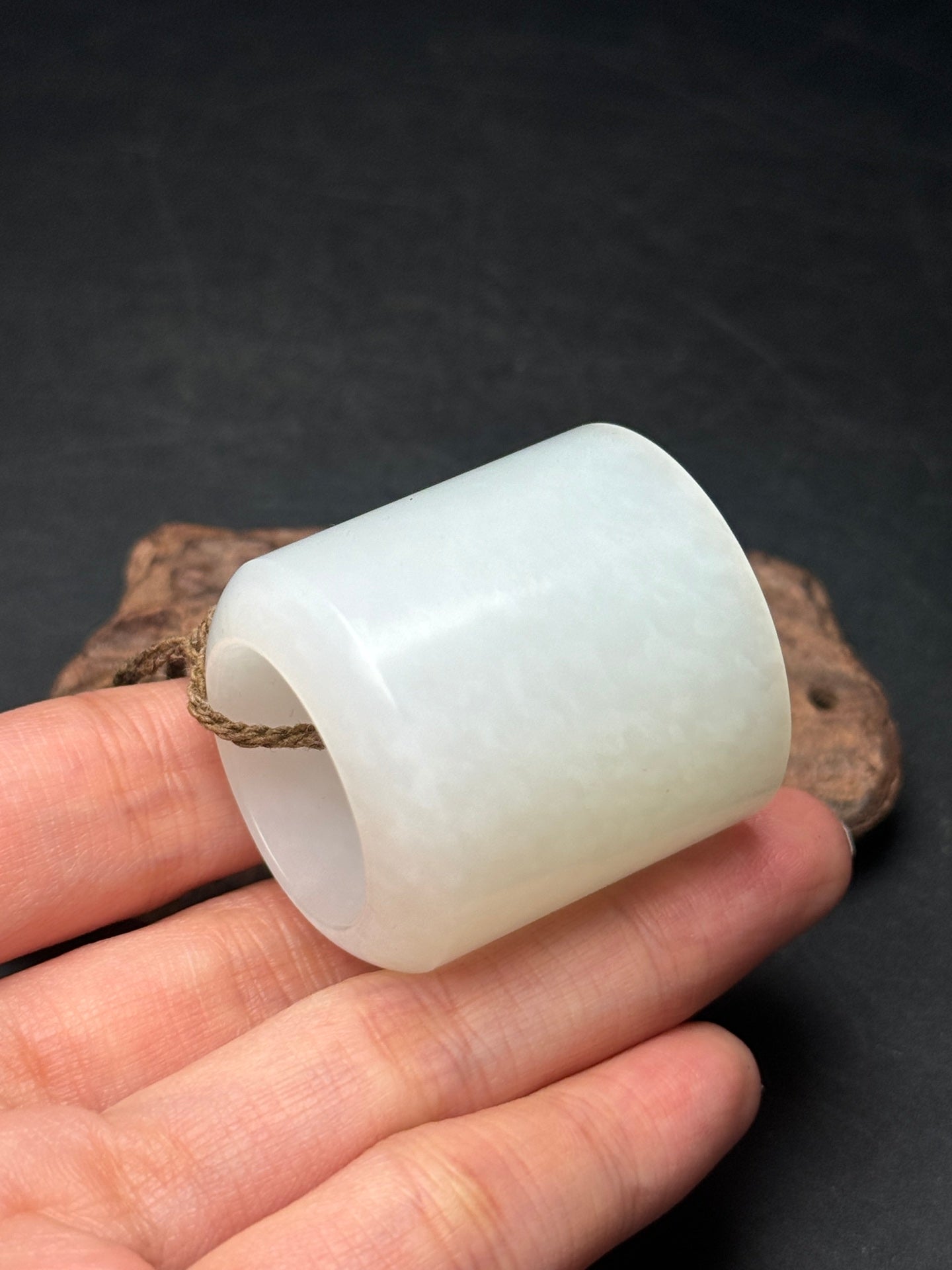 A0352 Inside Diameter 22.6mm Chinese Natural White Hetian Jade Thumb Ring