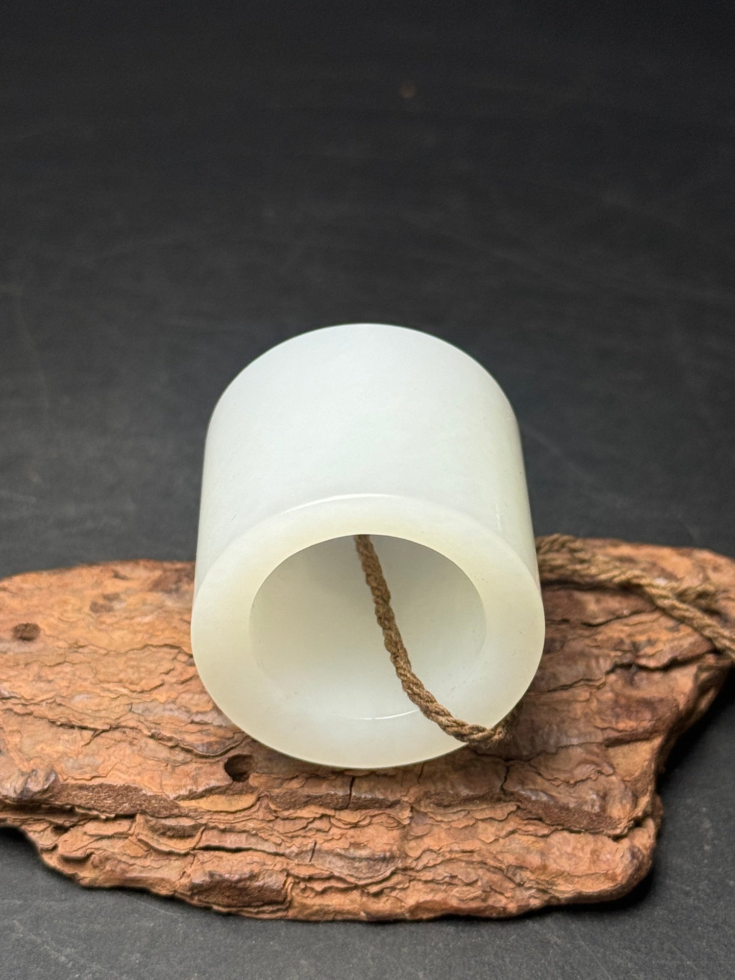 A0352 Inside Diameter 22.6mm Chinese Natural White Hetian Jade Thumb Ring