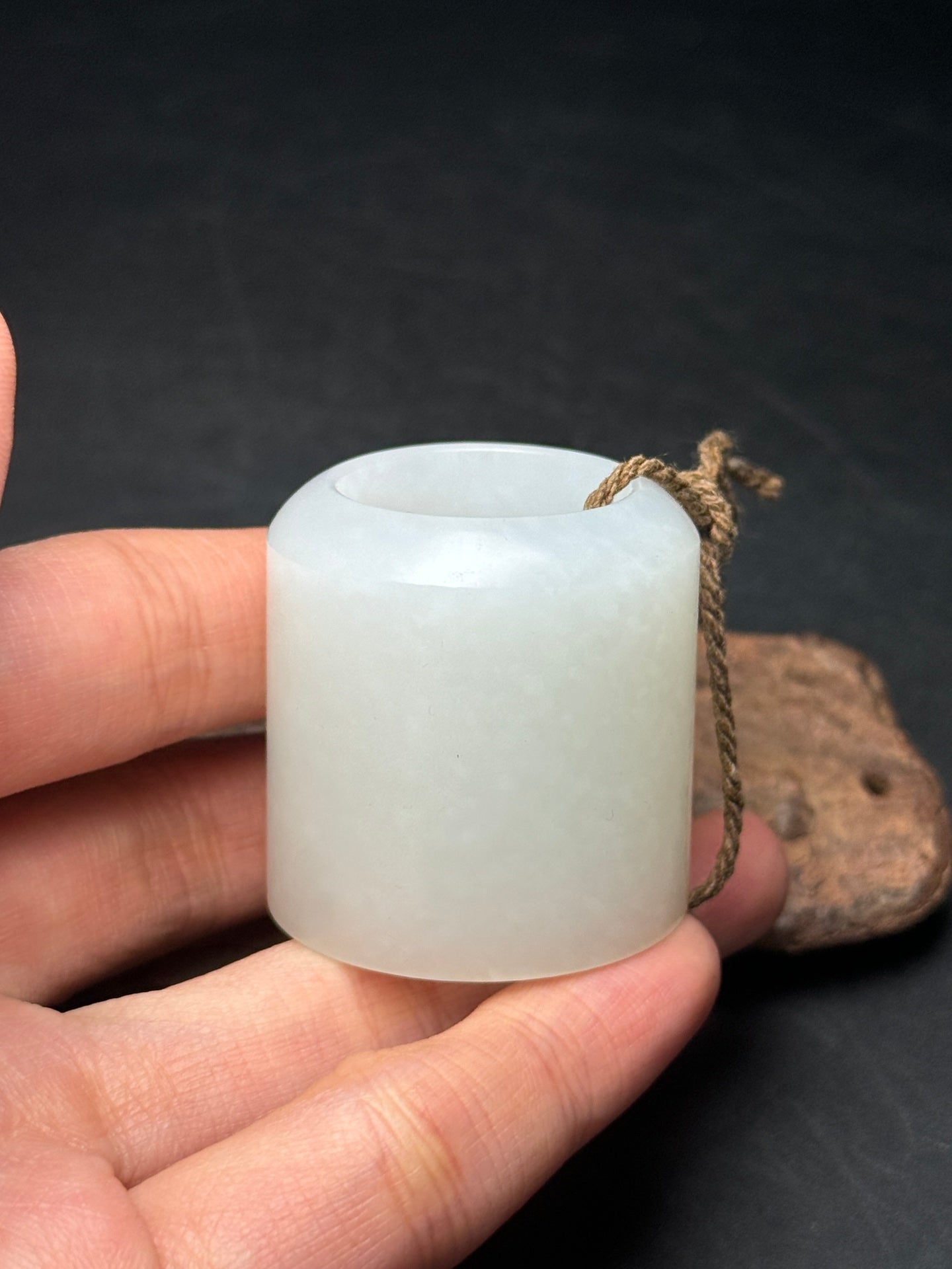 A0352 Inside Diameter 22.6mm Chinese Natural White Hetian Jade Thumb Ring