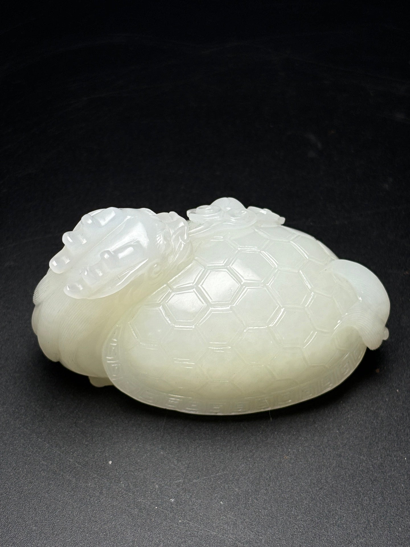 A0355 High Quality Chinese Natural White Hetian Jade Carved Dragon Turtle Statue