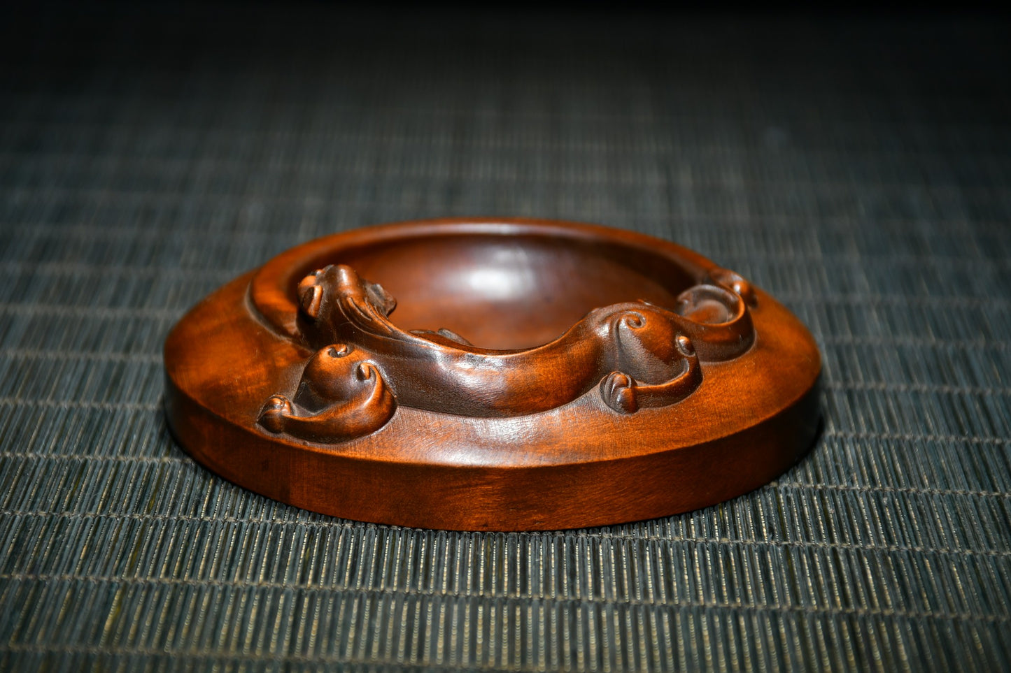 A0361 Chinese Boxwood Wood Carved Chi Dragon Brush Washer