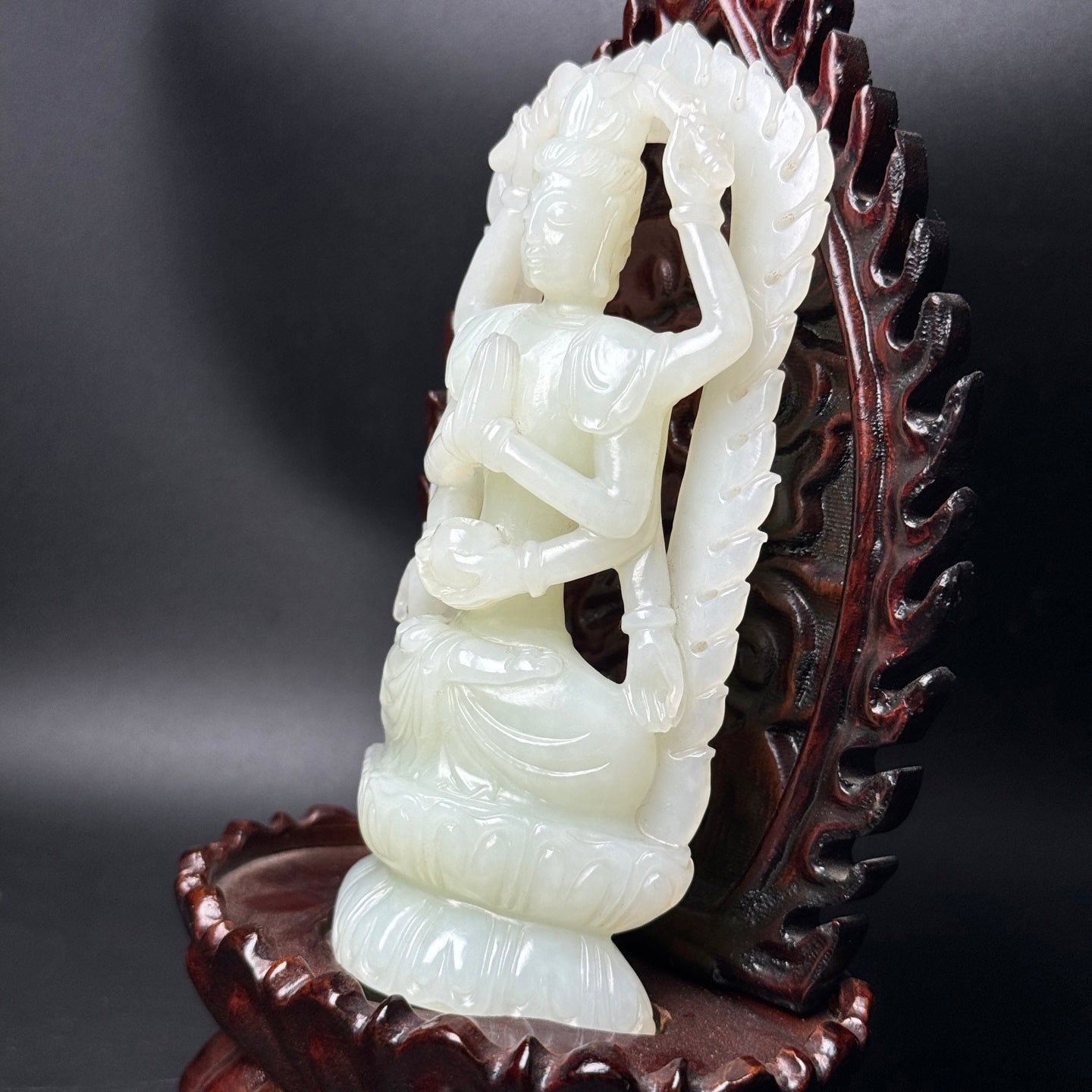 A0365 Superb Chinese Hetian Jade Carved Eight Arms Kwan-yin Statue