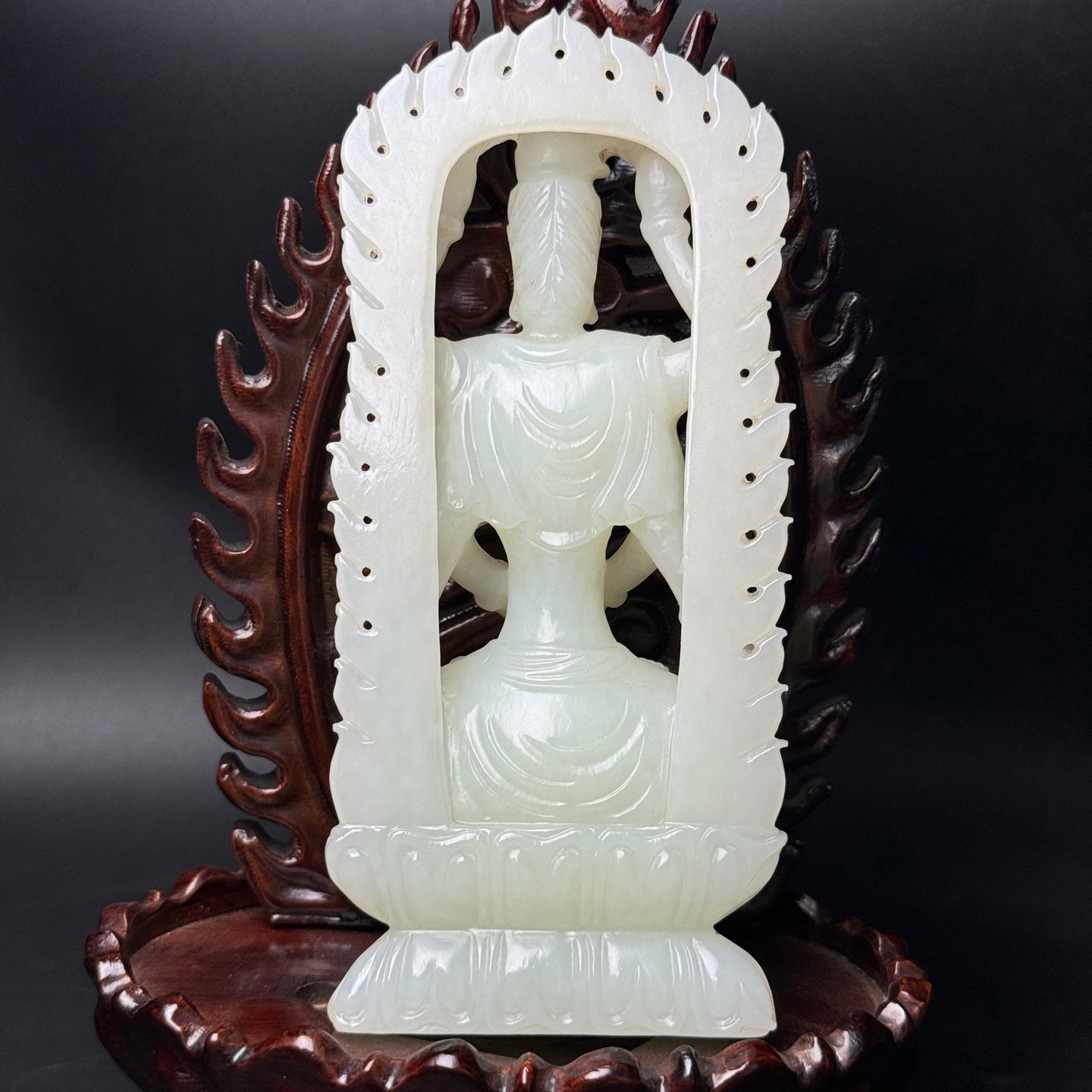 A0365 Superb Chinese Hetian Jade Carved Eight Arms Kwan-yin Statue