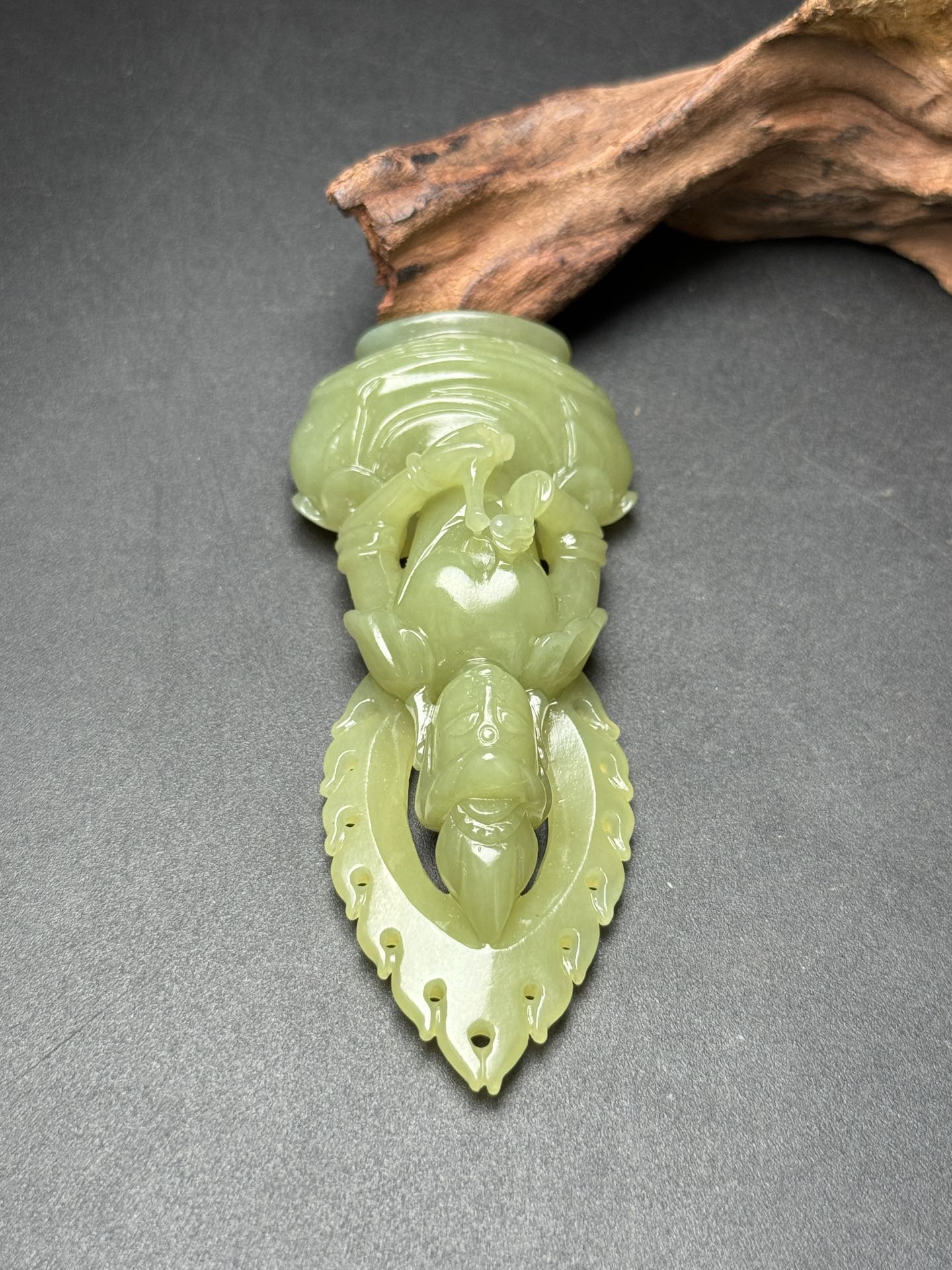 A0382 Chinese Natural Yellow Hetian Jade Carved Kwan-yin Pendant