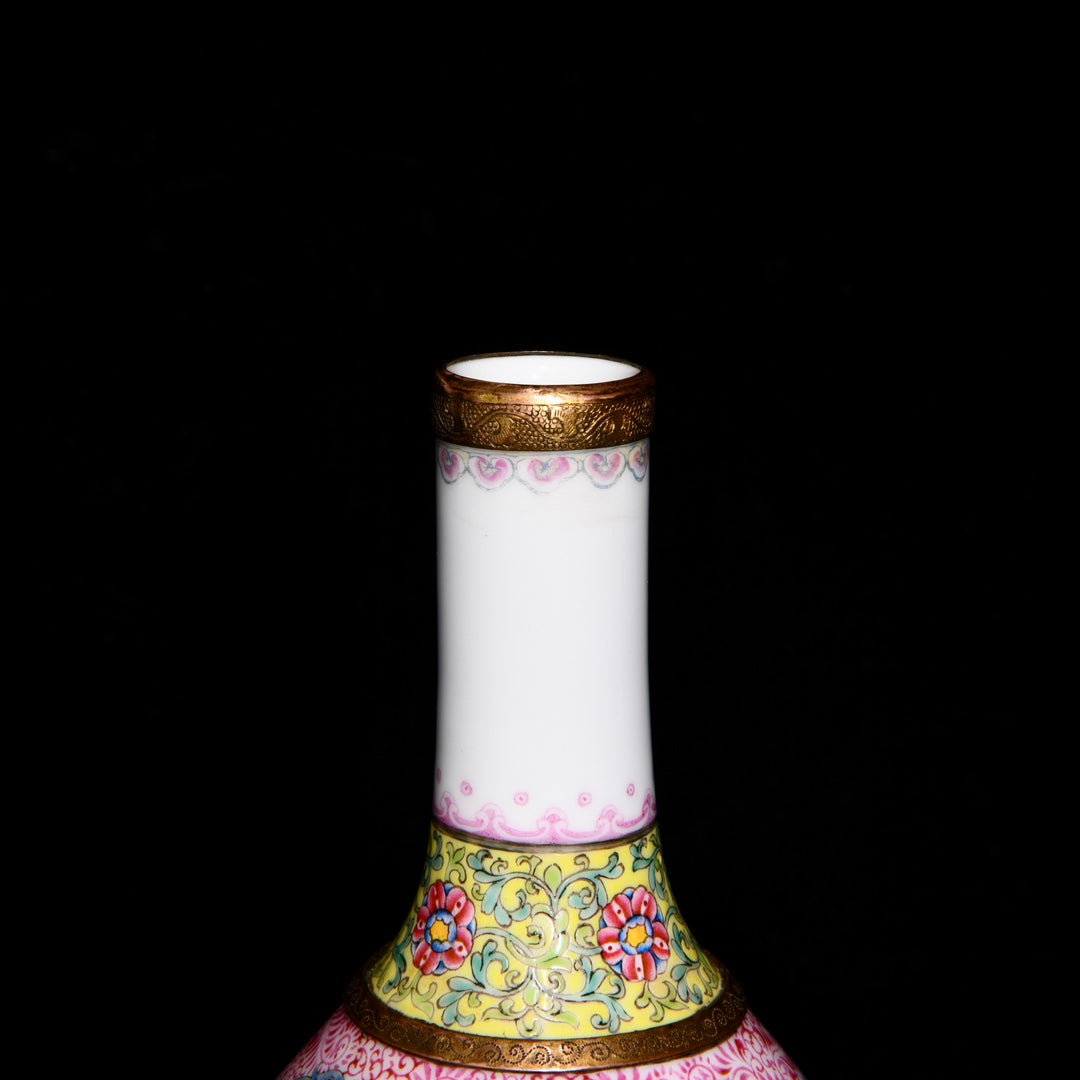 A0386 Chinese Gilt Edge Famille Rose Eighteen Arhat Design Porcelain Vase w Gilt Gold Bronze Base