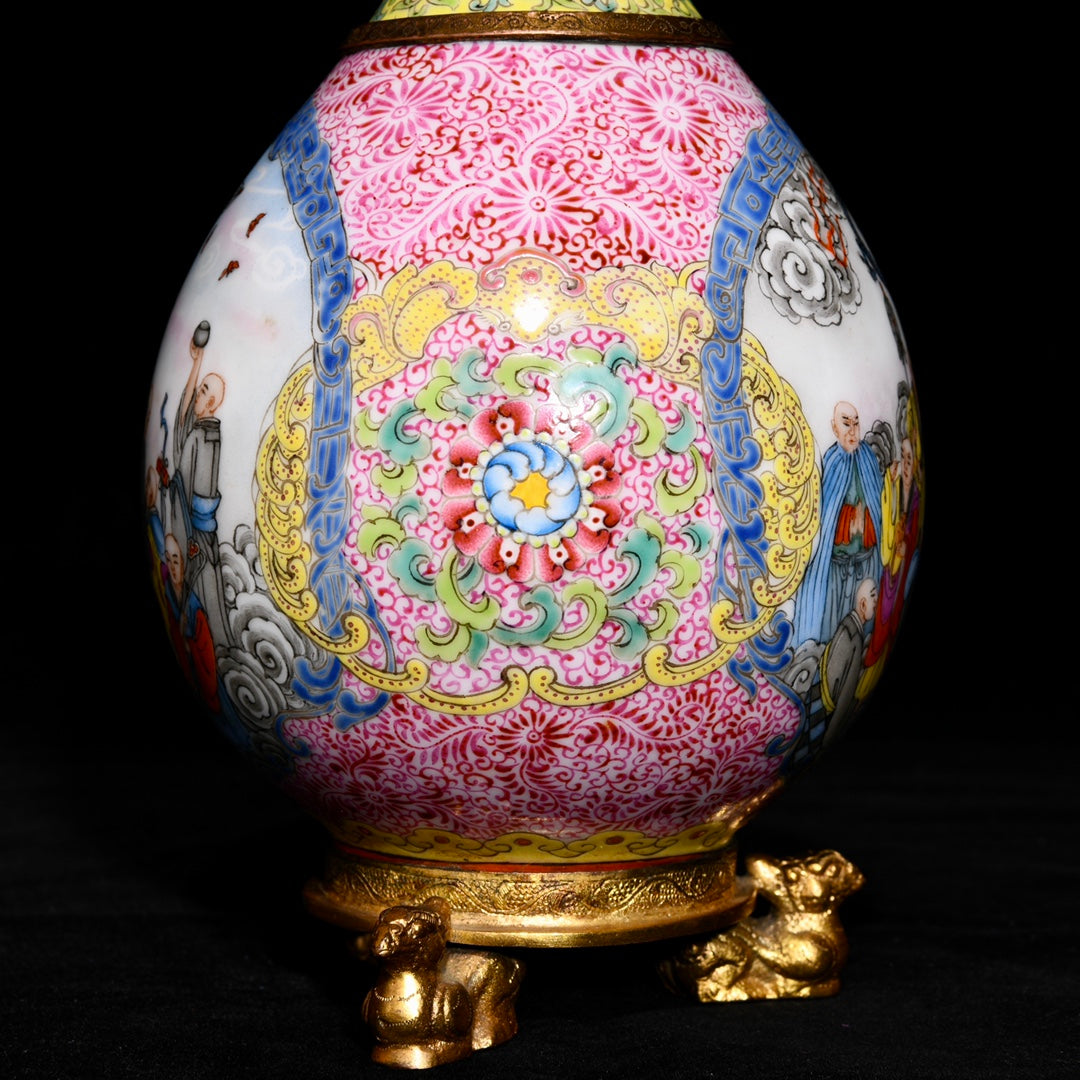 A0386 Chinese Gilt Edge Famille Rose Eighteen Arhat Design Porcelain Vase w Gilt Gold Bronze Base