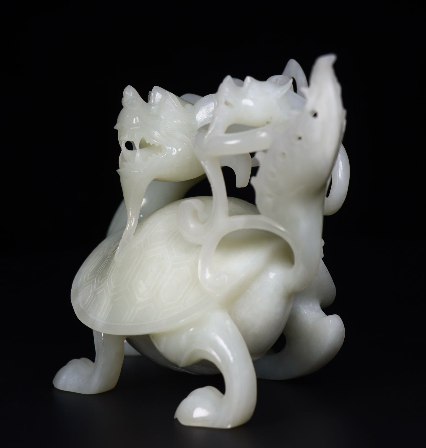 A0411 High Quality Chinese White Hetian Jade Carved Dragon Turtle Statue