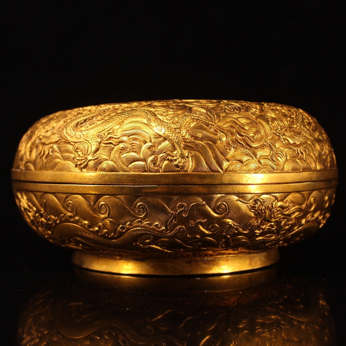 A0421 Vintage Chinese Gilt Gold Copper Low Relief Fortune Dragon Design Jewellery Box