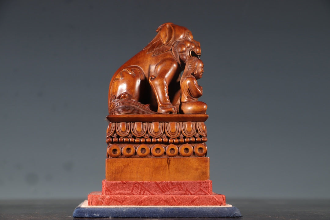 A0431 Old Chinese Boxwood Wood Carved Fortune Lion & Figure Seal w Box