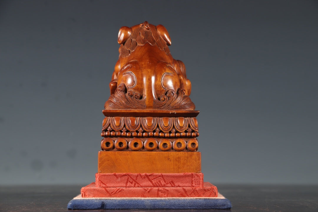 A0431 Old Chinese Boxwood Wood Carved Fortune Lion & Figure Seal w Box