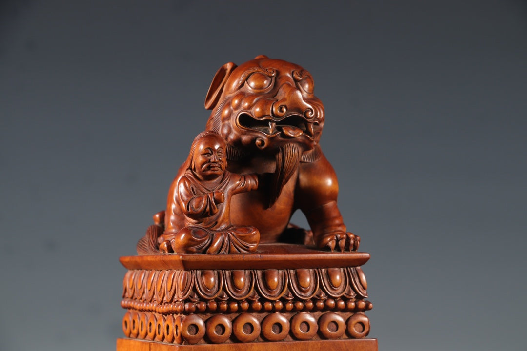 A0431 Old Chinese Boxwood Wood Carved Fortune Lion & Figure Seal w Box