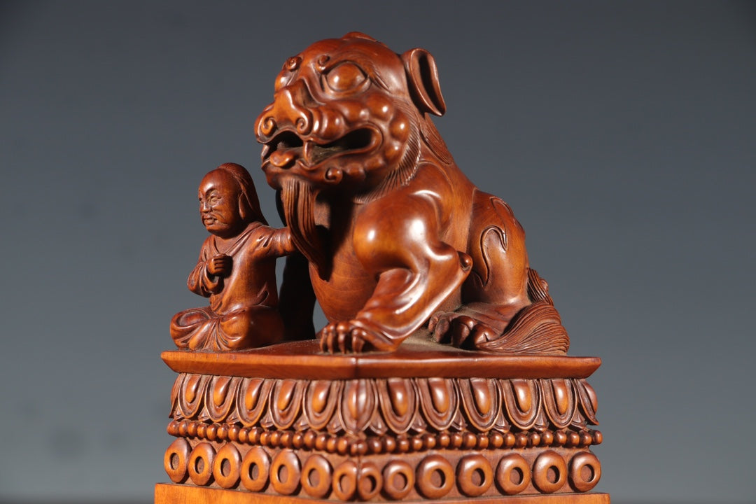 A0431 Old Chinese Boxwood Wood Carved Fortune Lion & Figure Seal w Box