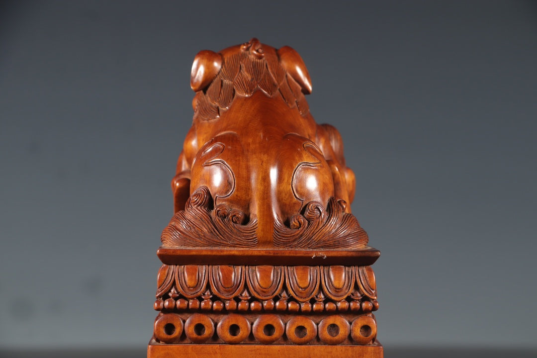 A0431 Old Chinese Boxwood Wood Carved Fortune Lion & Figure Seal w Box